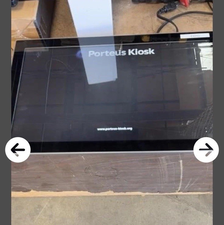 PPC-J215WAC Kiosk Industrial Panel Capacitive Touchscreen PC 21.5” Full HD