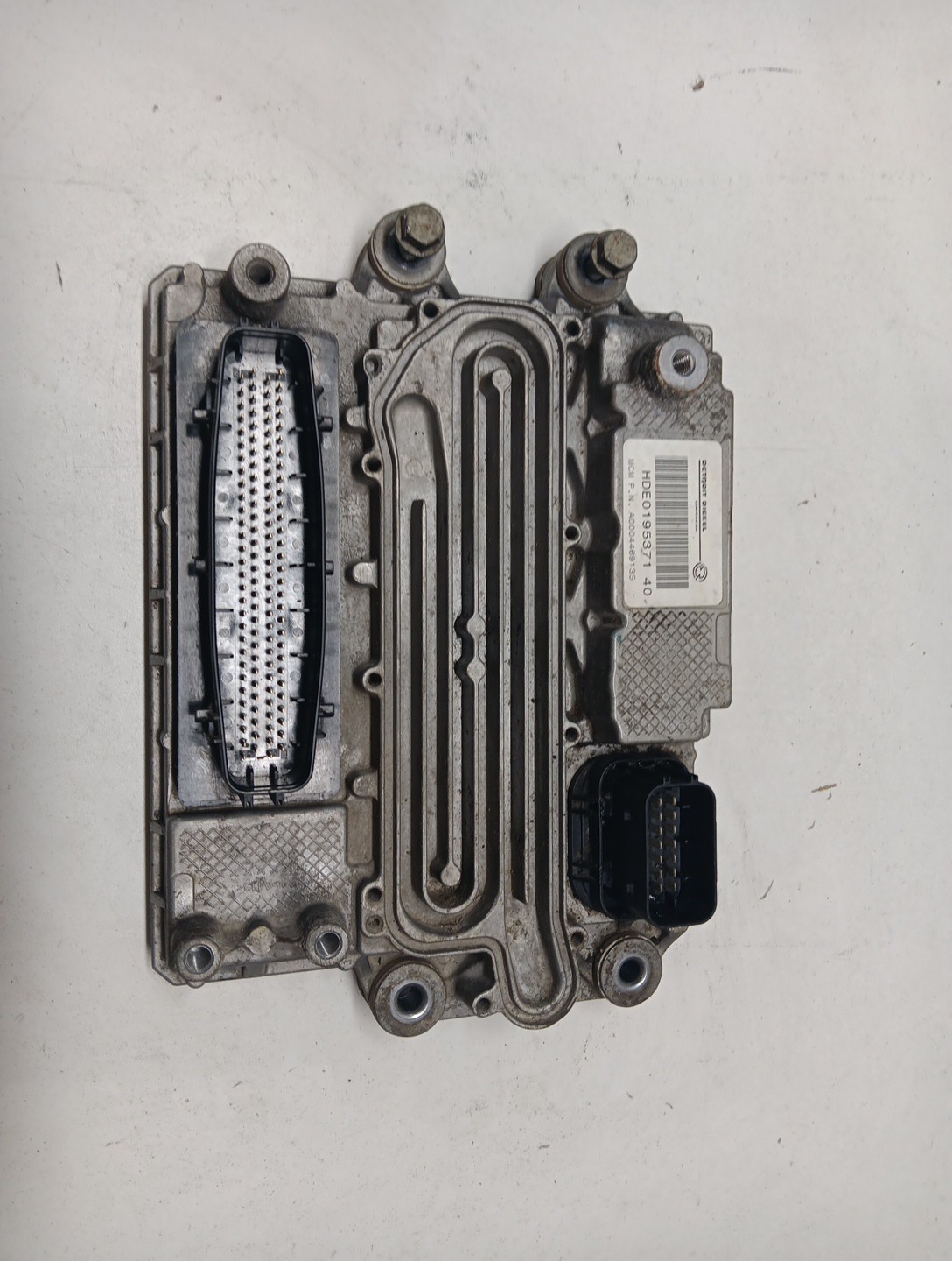 Detroit DD13 Diesel Engine Control Module ECM A0004469135 #2565