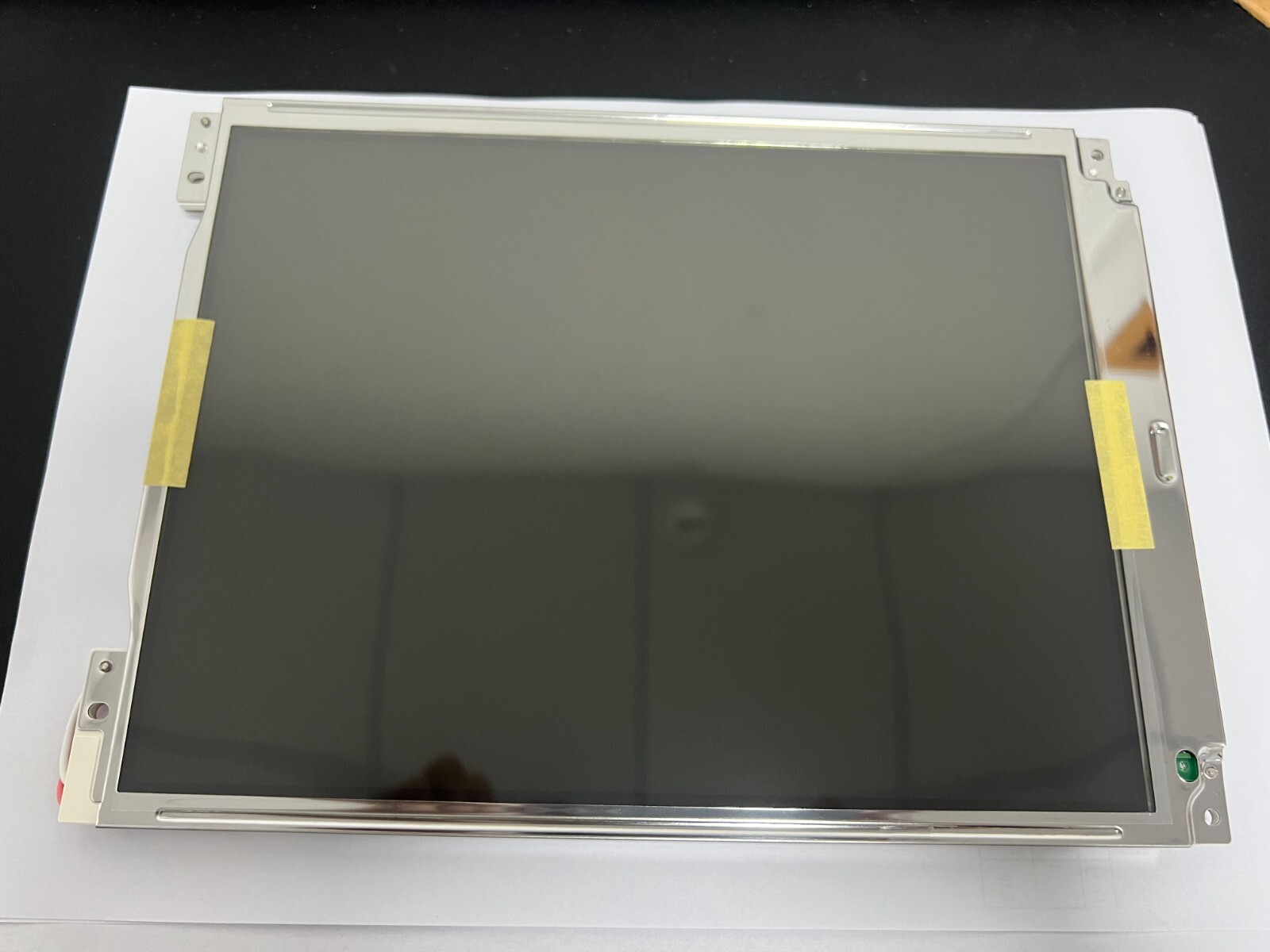 LP104V2-W NEW FOR 10.4-inch 640*480 LCD screen PANEL With 90 days warranty