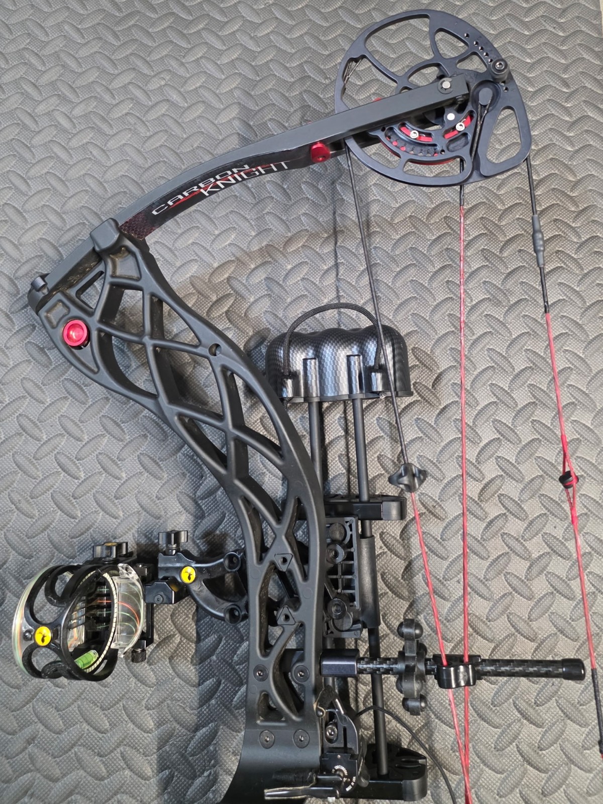 RH Bowtech Carbon Knight Compound Bow Black Red Carbon Fiber with Accessories