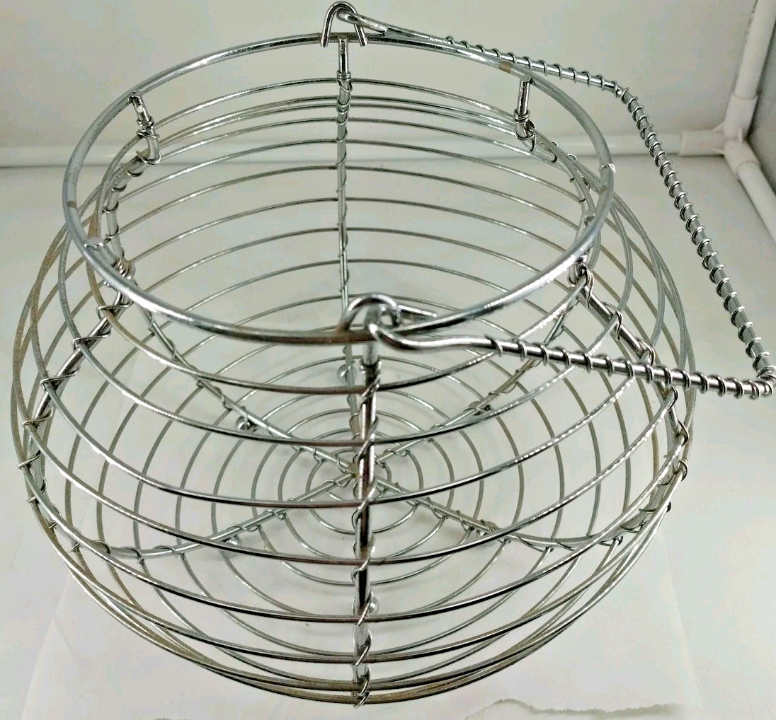 Wire Egg Basket with Handle Primitives Gathering Basket Silver B2
