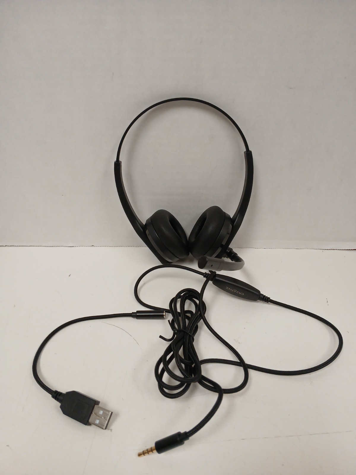 Creative Labs HS-230 Headset With Noise Cancelling Microphone