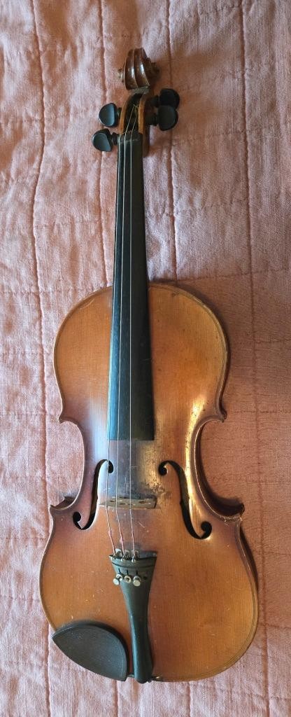 Vintage Pre war era Eduard Vondracek 4/4 Violin Made in Czechoslovakia project