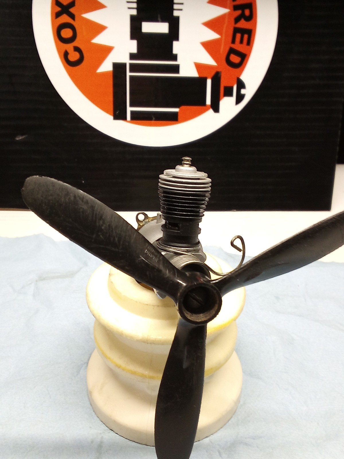 Vintage COX 049 Model Engine With Starter And Prop - #005