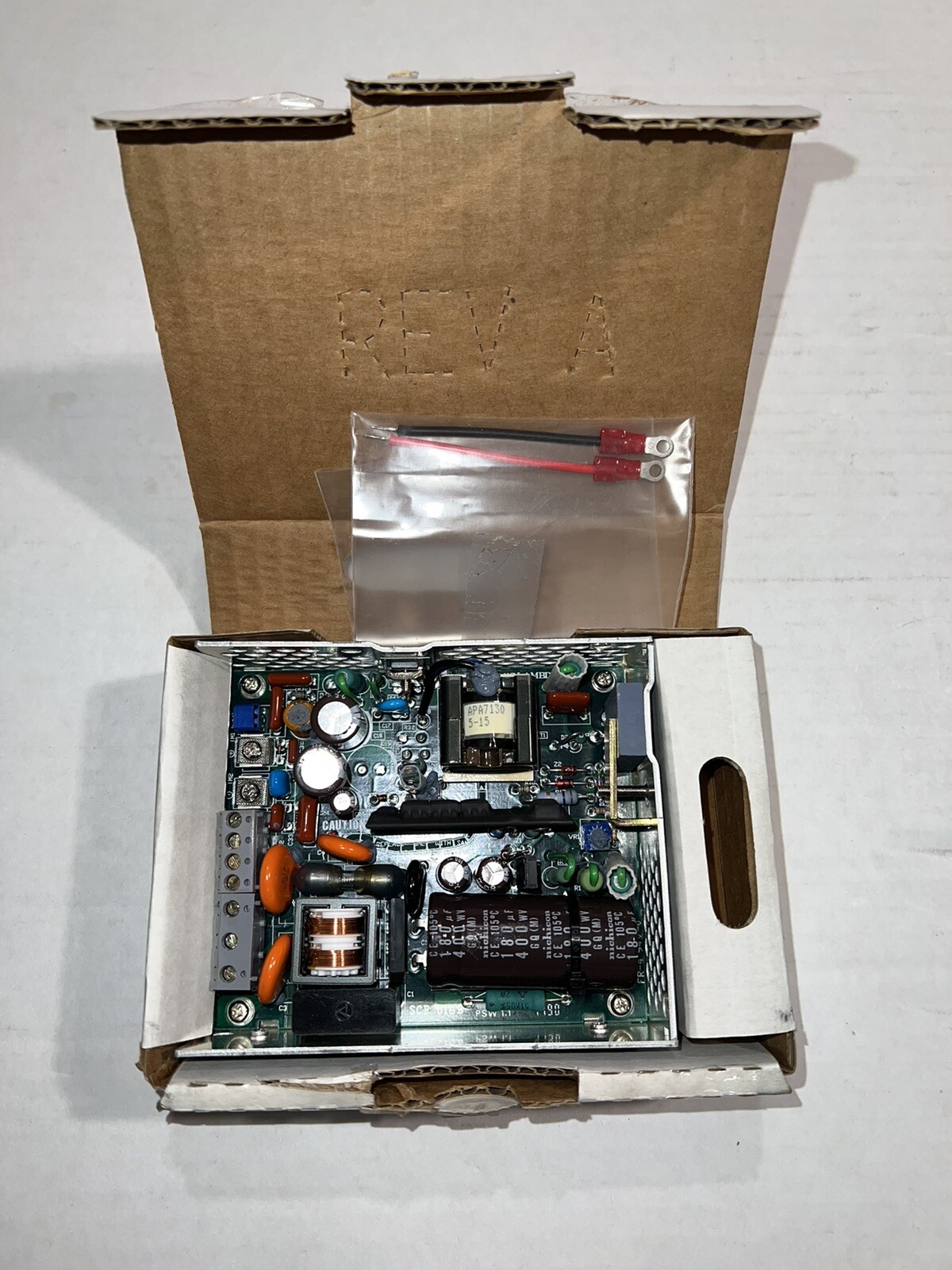 LAMBDA MODEL LFS-39-15 REGULATED POWER SUPPLY *NEW IN BOX*