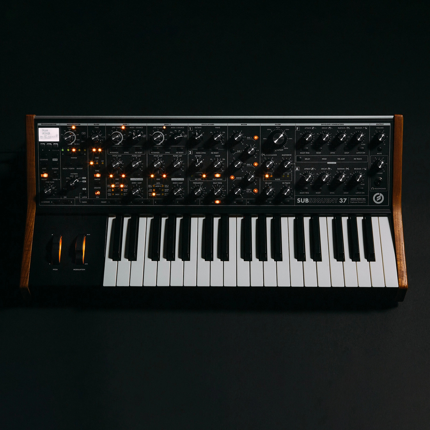 Subsequent 37 37-Key 2-Note Paraphonic Analog Synthesizer