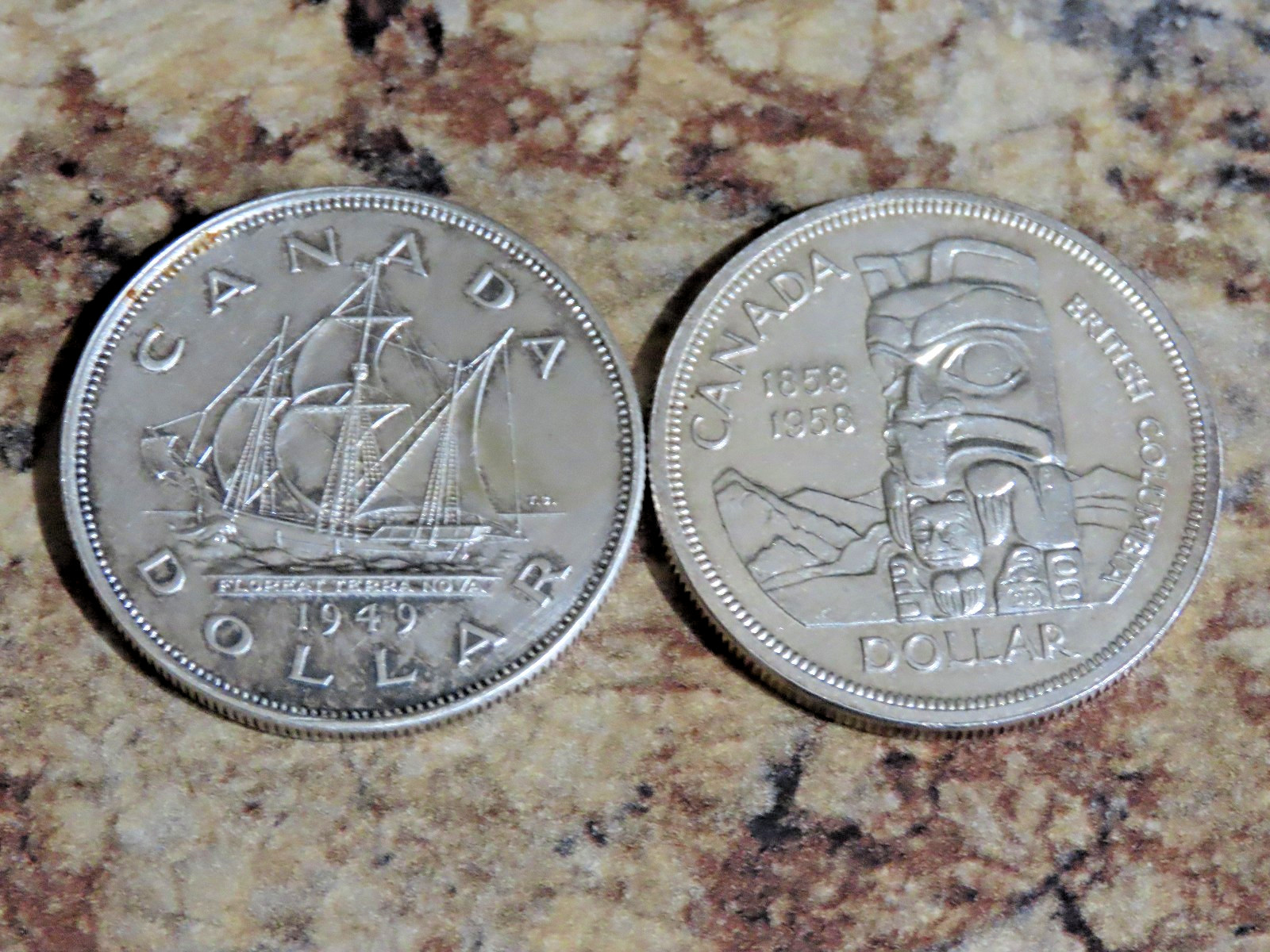1949 And 1958 Dollar Canadien