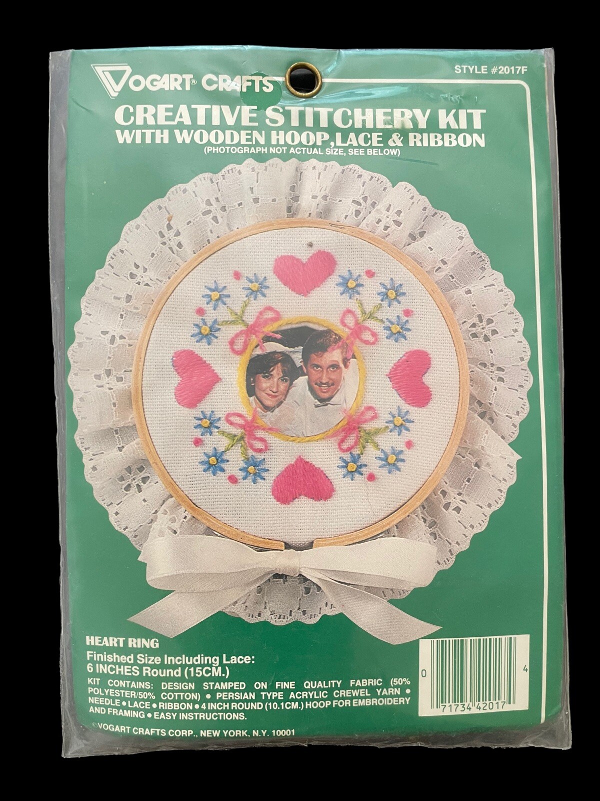 New Vintage Vogart Embroidery Crewel Kit Heart Love Wedding Wooden Hoop Frame 6"