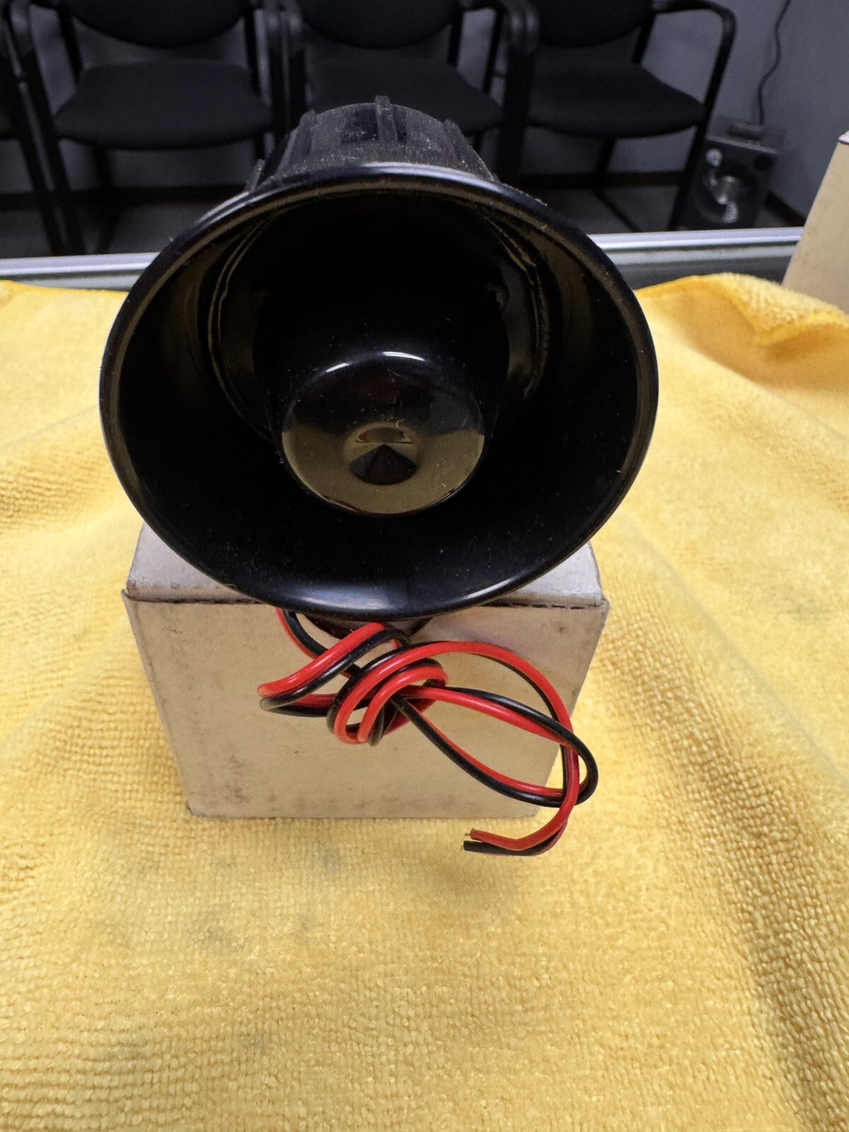 Small Car Alarm Siren Same size as a DEI 514L