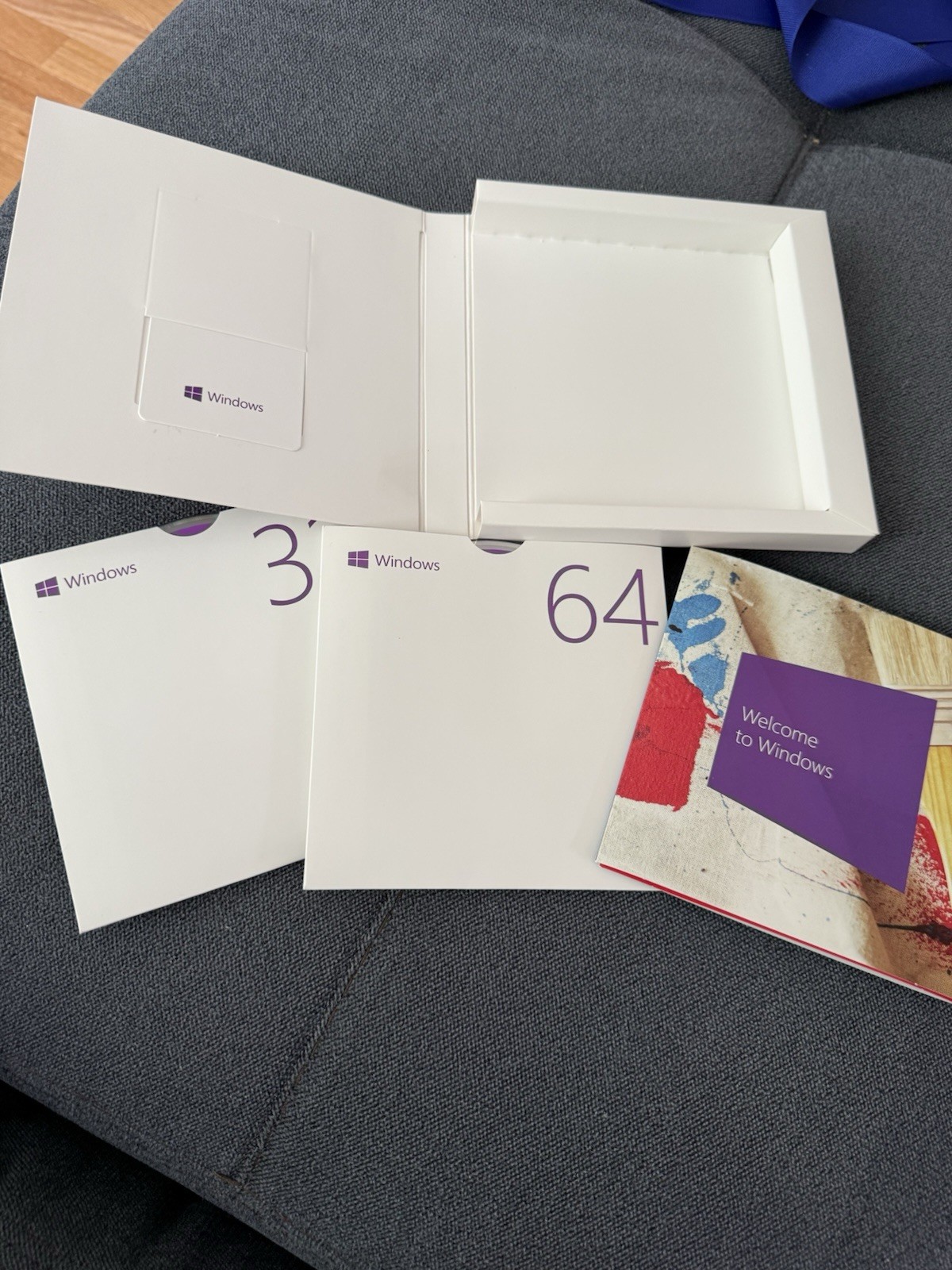 Microsoft Windows 8.1 Full Version 32 Bit/64 Bit SKU WN7-00578