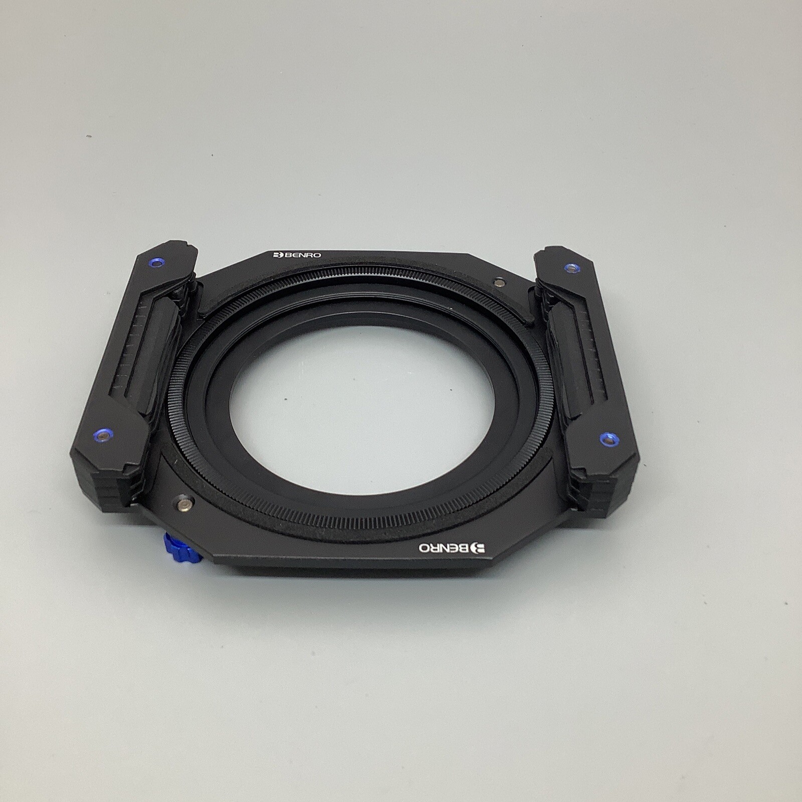 Benro Master 100mm Filter Holder Set for 72mm threaded lenses