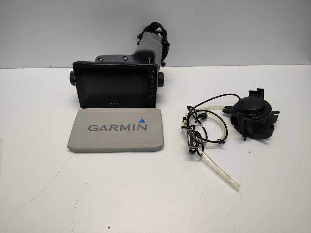 PRE-OWNED GARMIN ECHOMAP 72SV TOUCH SCREEN CHARTPLOTTER (P23016874)
