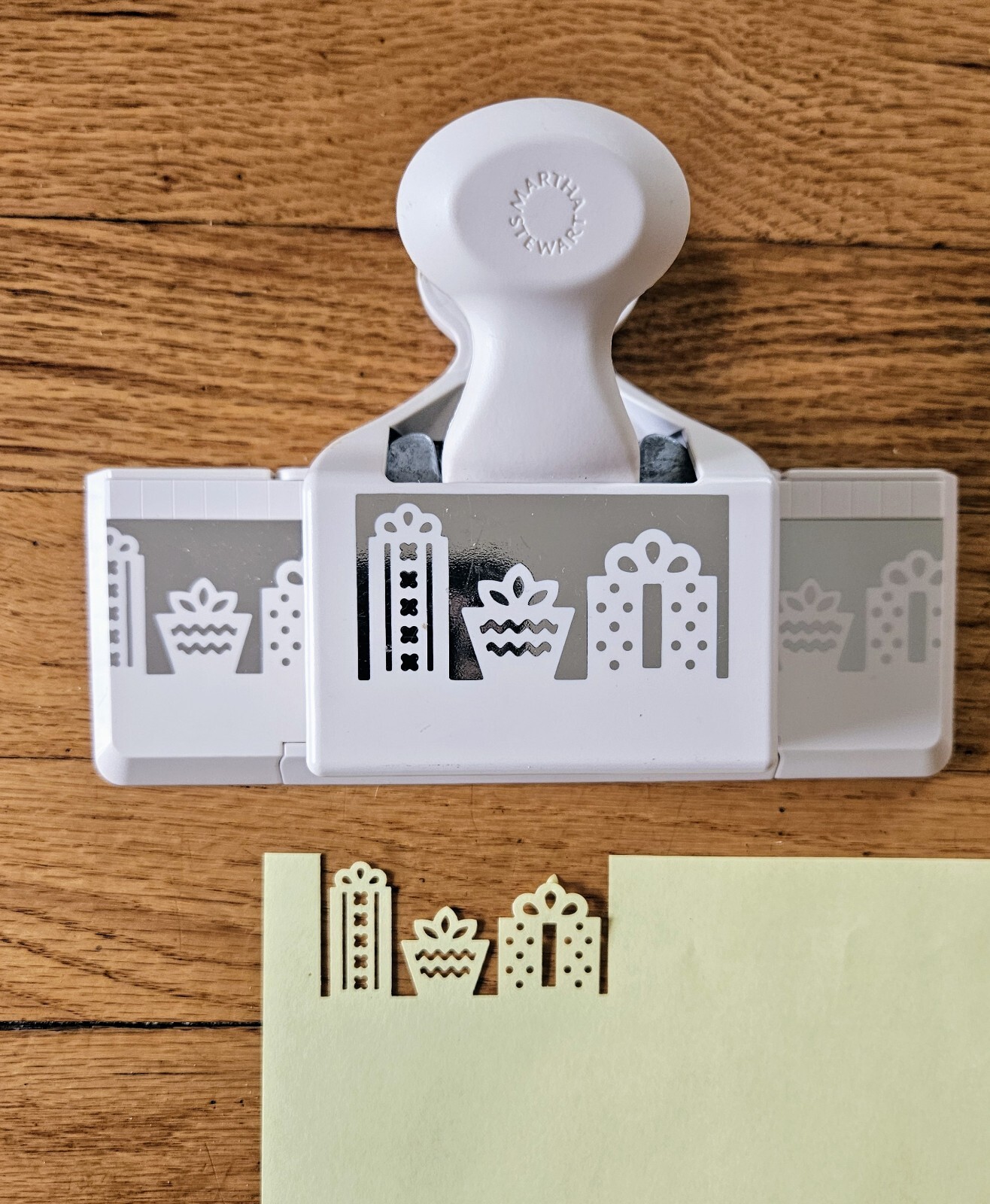 Martha Stewart Deep Edge Paper Punch GIFTS Birthday!