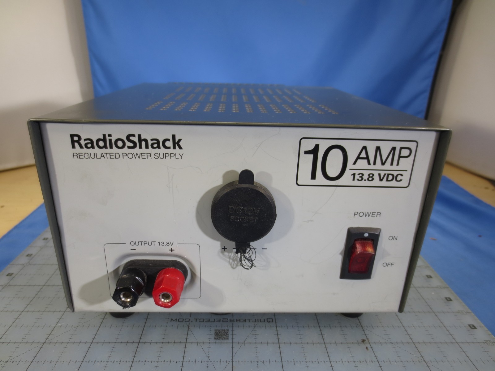 Radio Shack Model 22-506 13.8VDC 10 Amp Power Supply CB/Ham (Tested & Clean!)