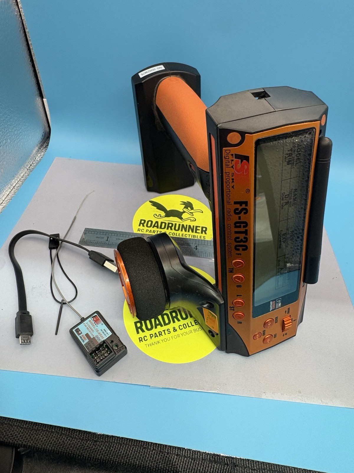 RS FS-GT3C DIGITAL PROPORTIONAL RADIO CONTROL SYSTEM / USED CONDITION