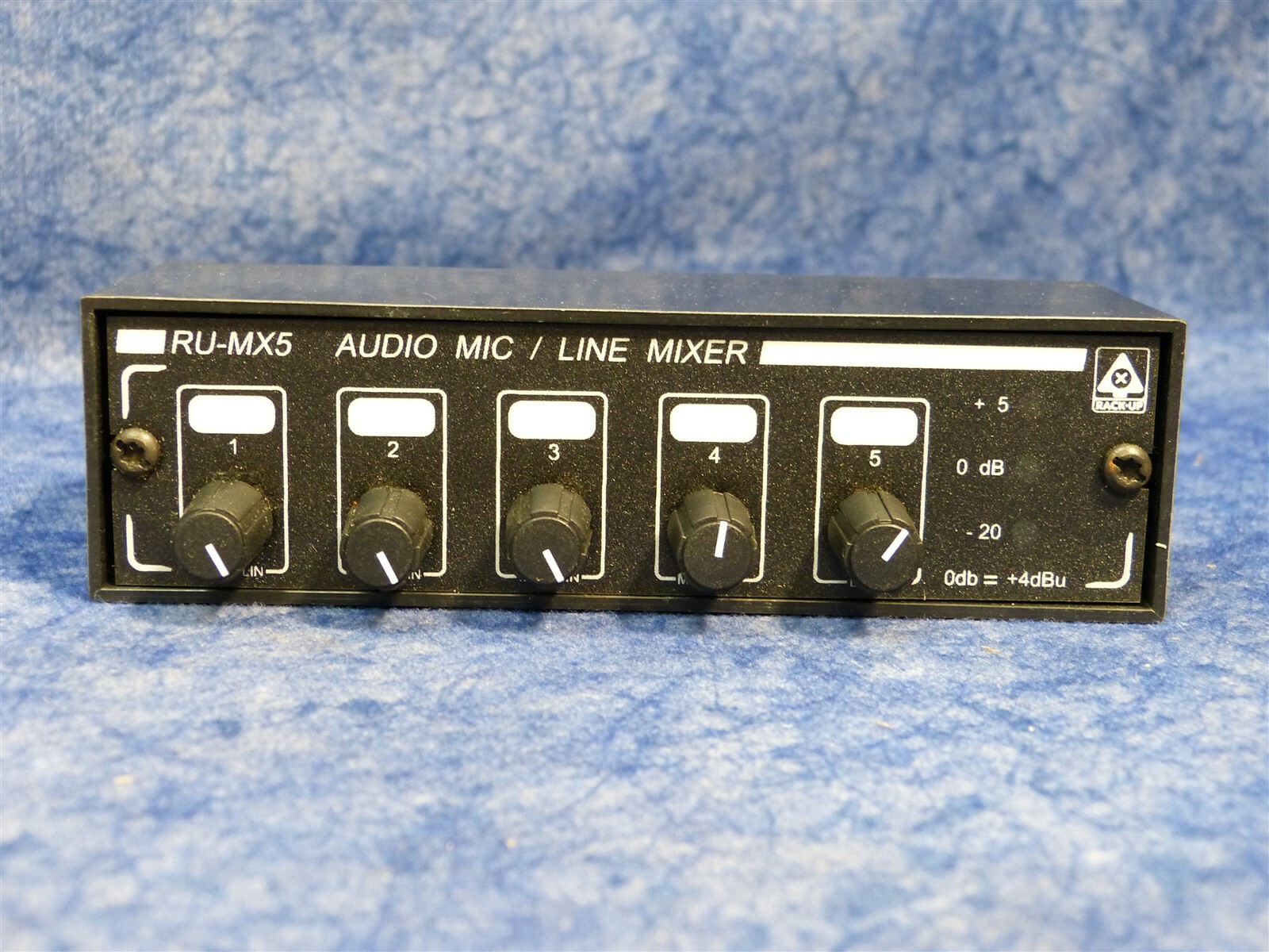 RDL RU-MX5 Five Channel Pro Audio Microphone and Line Mixer (G97)