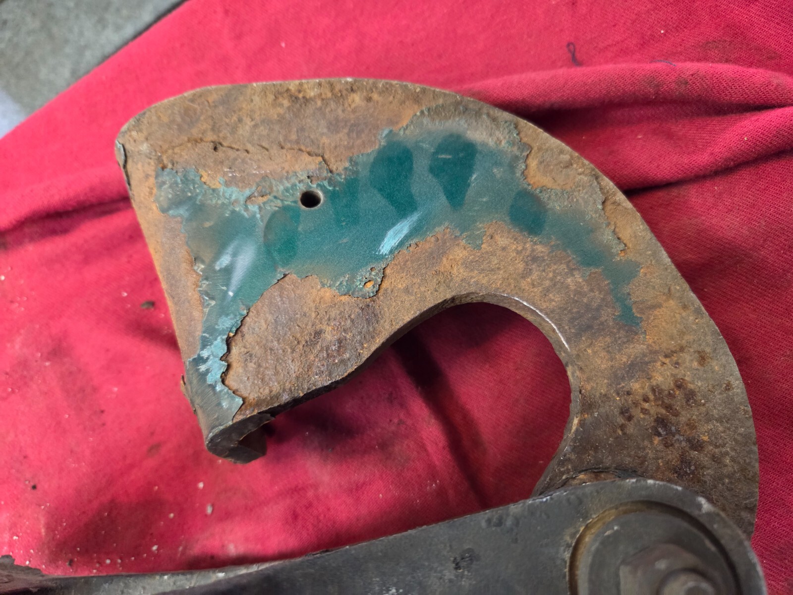 PETERBILT HOOD PIVOT HINGE ASSY A62 - 6031 ,