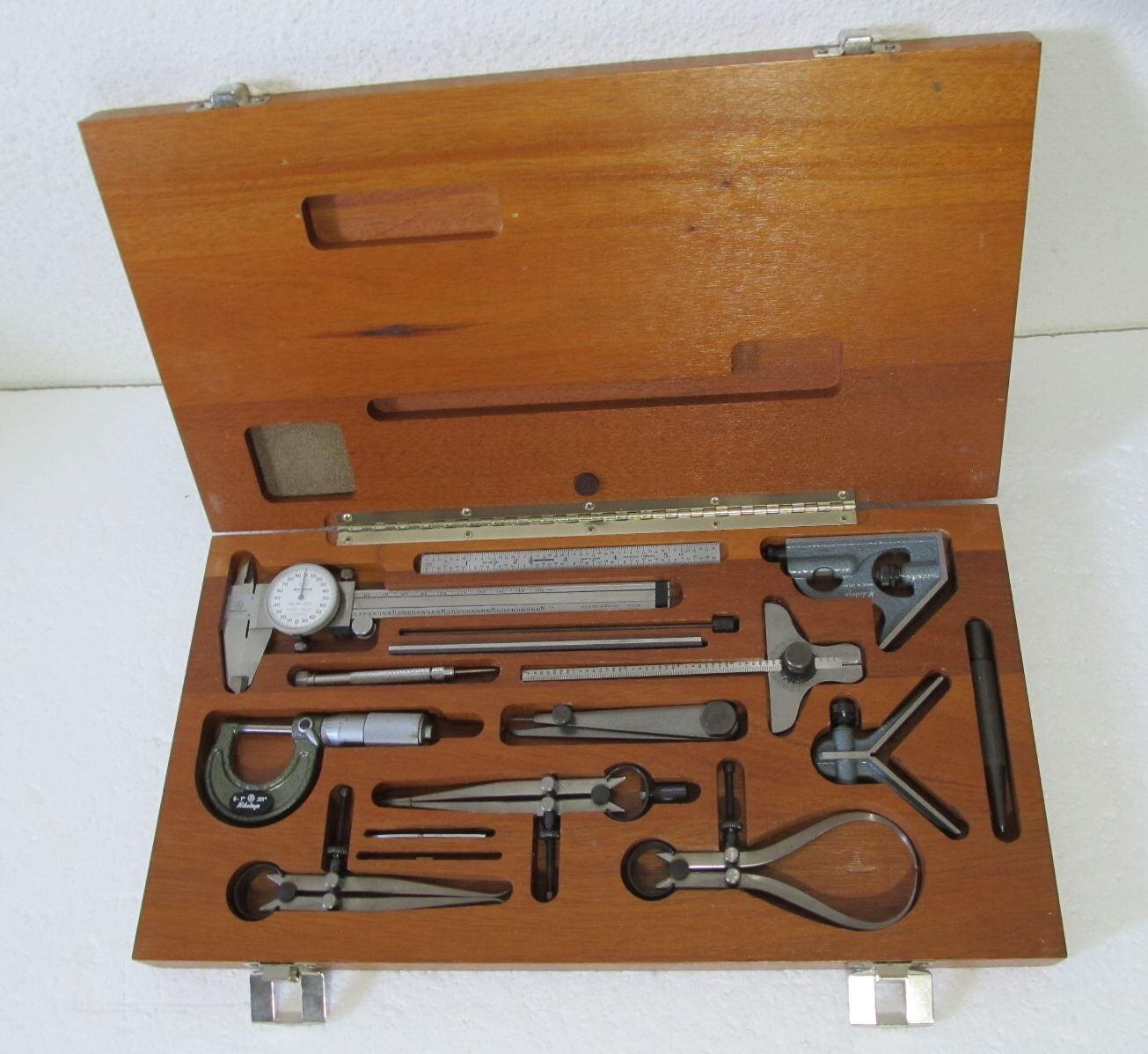 MITUTOYO TOOL KIT in MAHOGANY BOX 950-906 - Caliper, Square, Compass, etc. Vtg