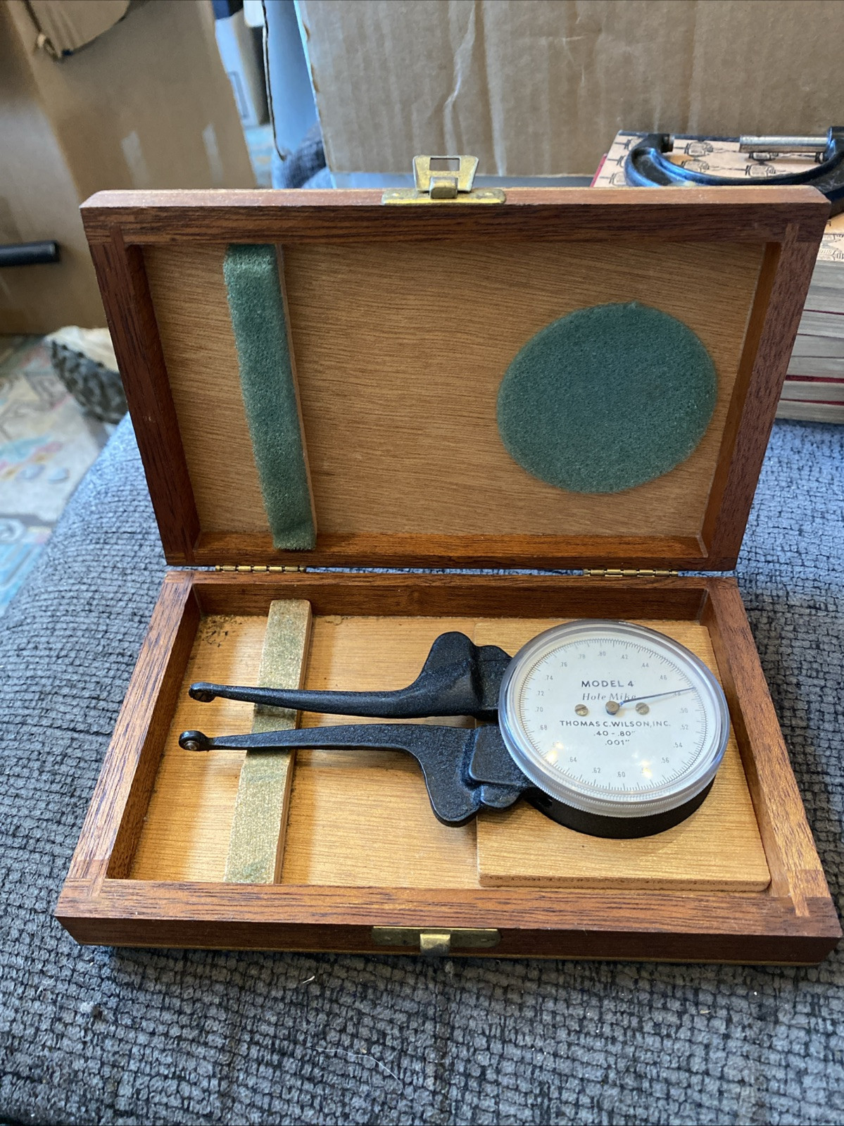 THOMAS C WILSON Model 4 Hole Mike Inside Dial Caliper