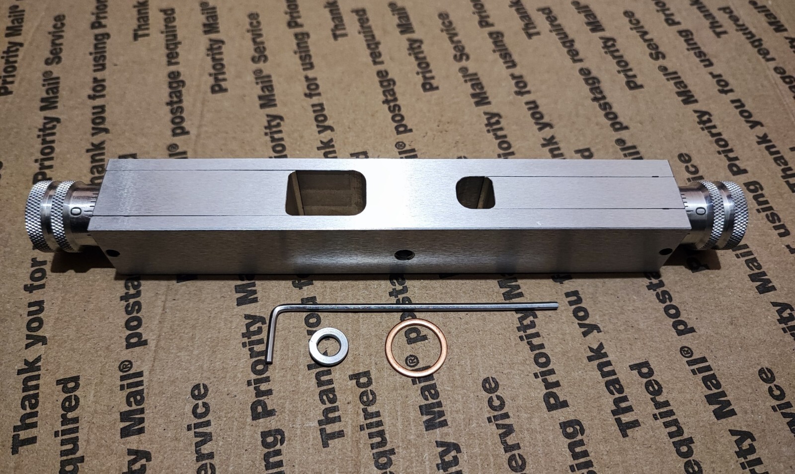 Adjusta Drop Charge Bar model C for MEC press