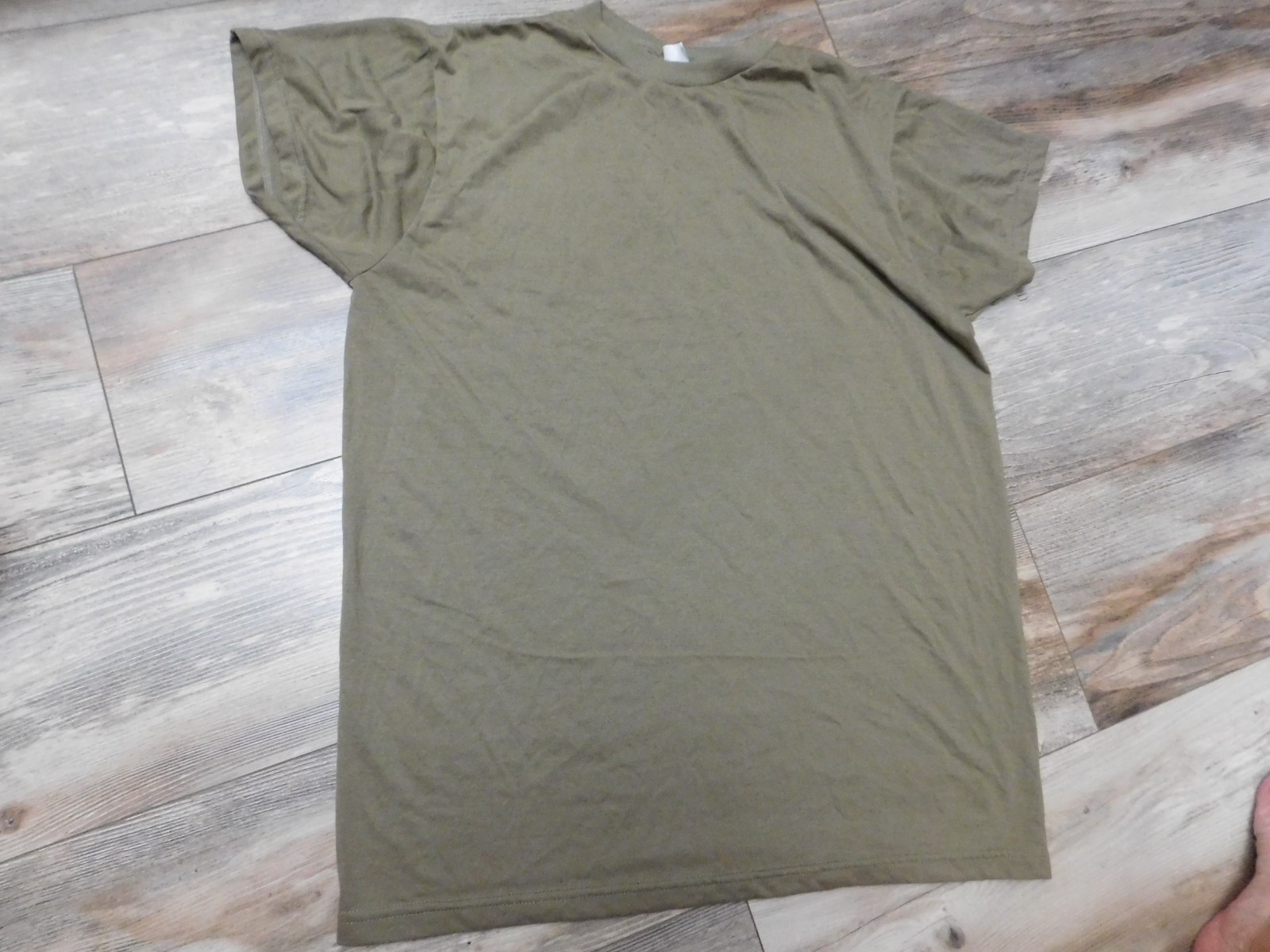 US MILITARY TAN UNDERSHIRT CHEST 42"