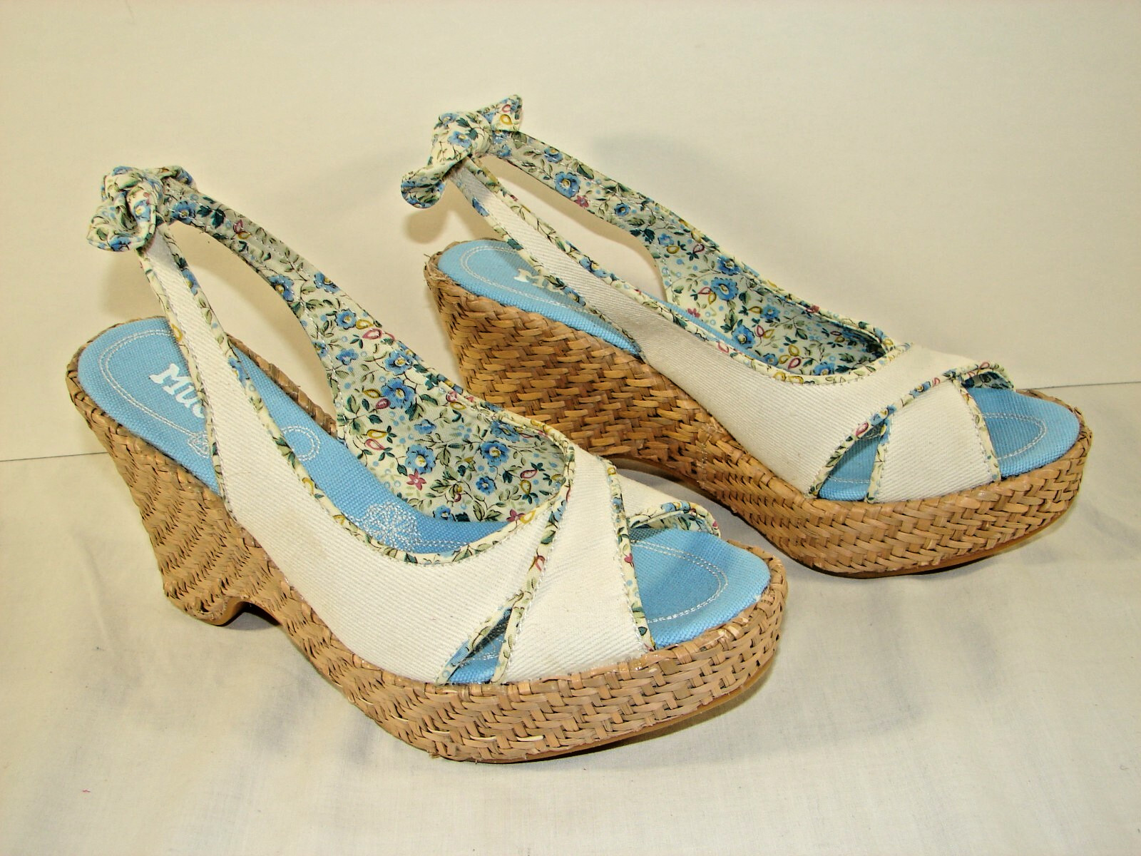 Mudd White Canvas Sling Back Platform Sandals ~ Size 7M ~ New