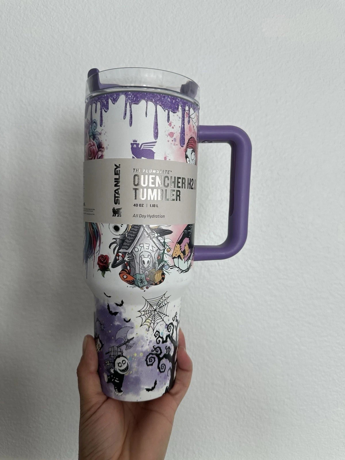 Quencher H2.0 Glow In The Dark Color Drop 40oz Nightmare Before Christmas