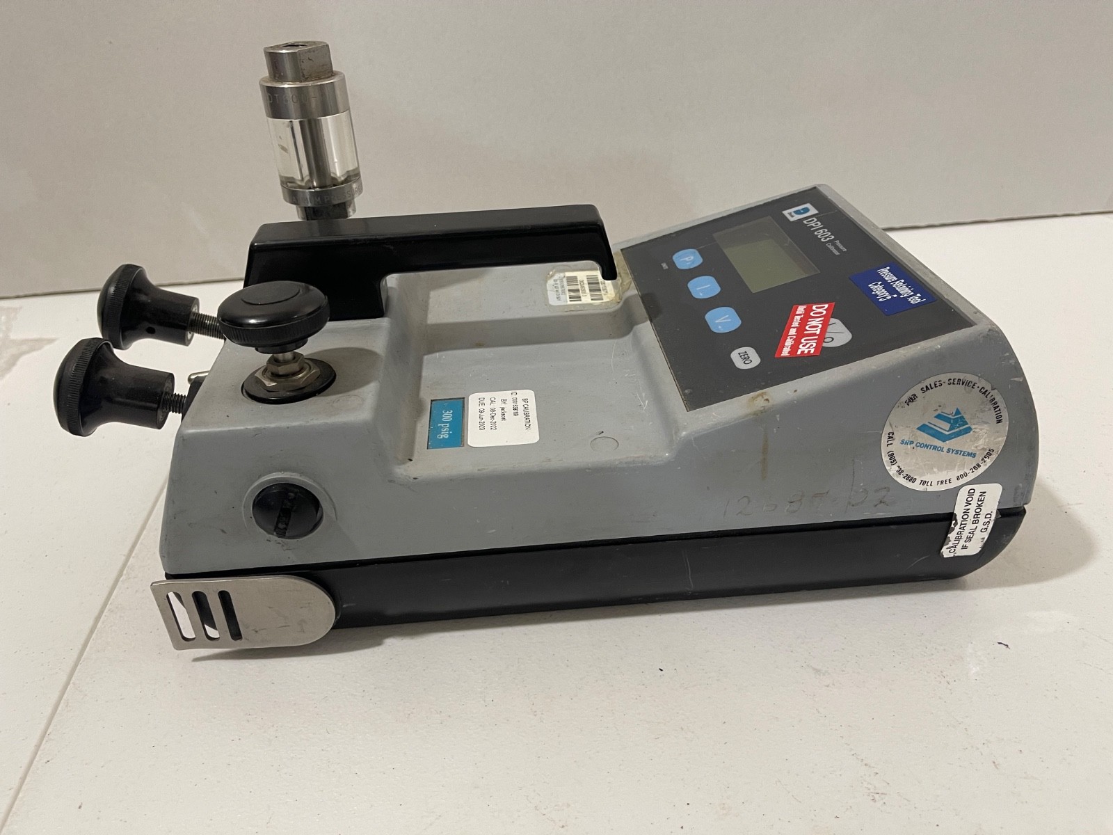DRUCK DPI 603 Portable Digital Pressure Indicator Calibrator