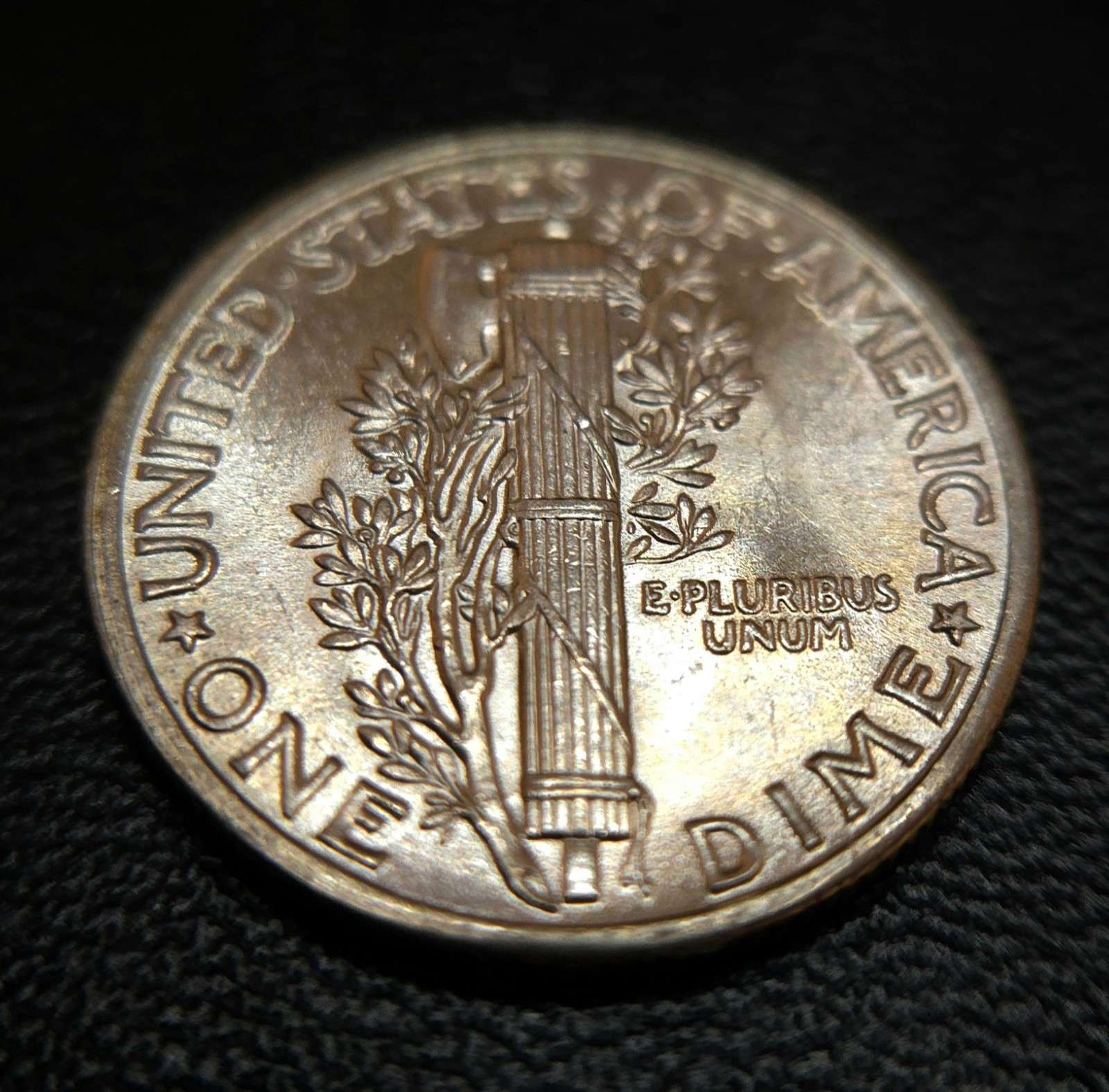 1942 Mercury Dime: Full Band (FSB) Sharp Strike Appearance - Uncirculated Silver