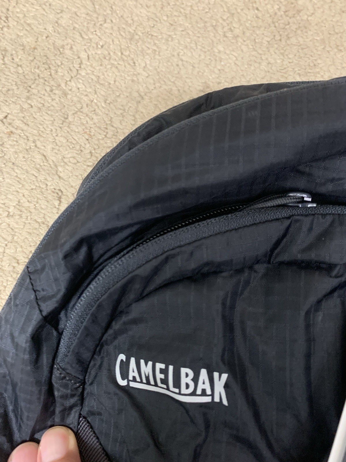 NEW Camelbak Black Cloud Walker 18 Backpack *Unused 2.5l Hydration Bladder