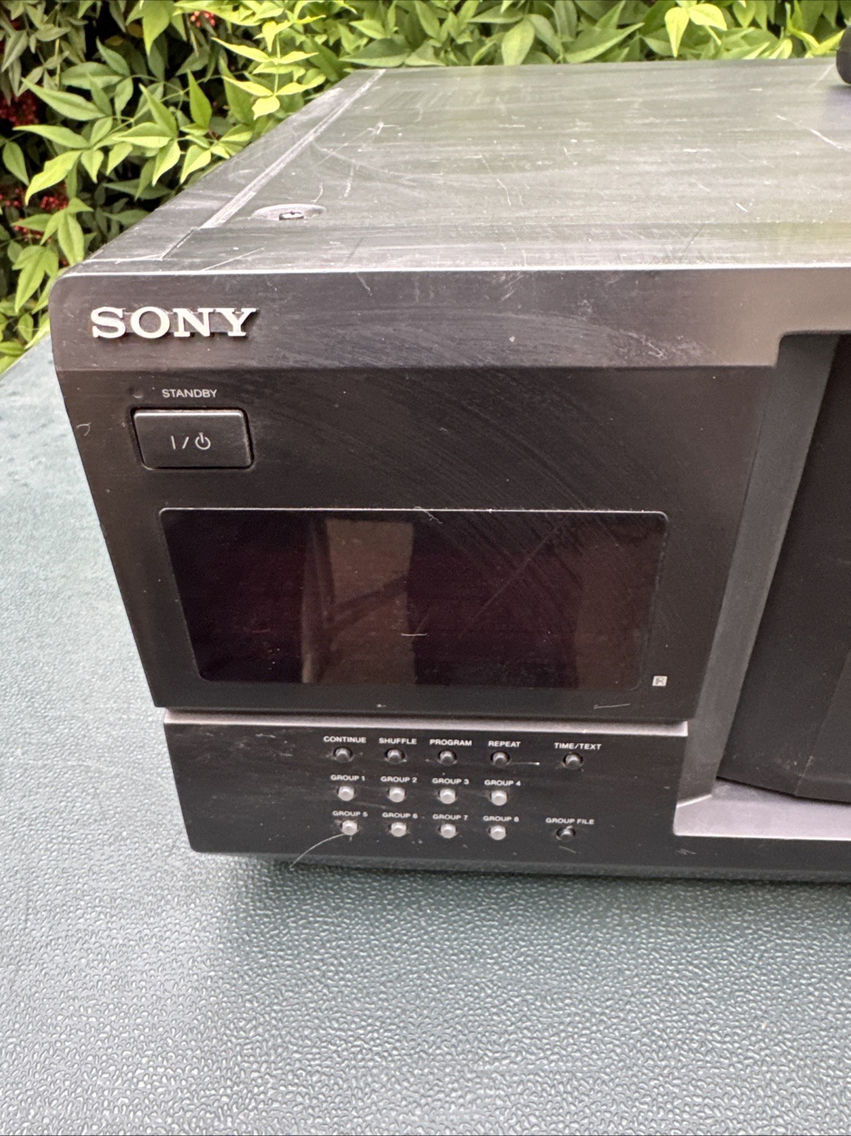 Sony CD Player CDP-CX235 Digital Mega Storage 200-Disc CD Changer With Remote