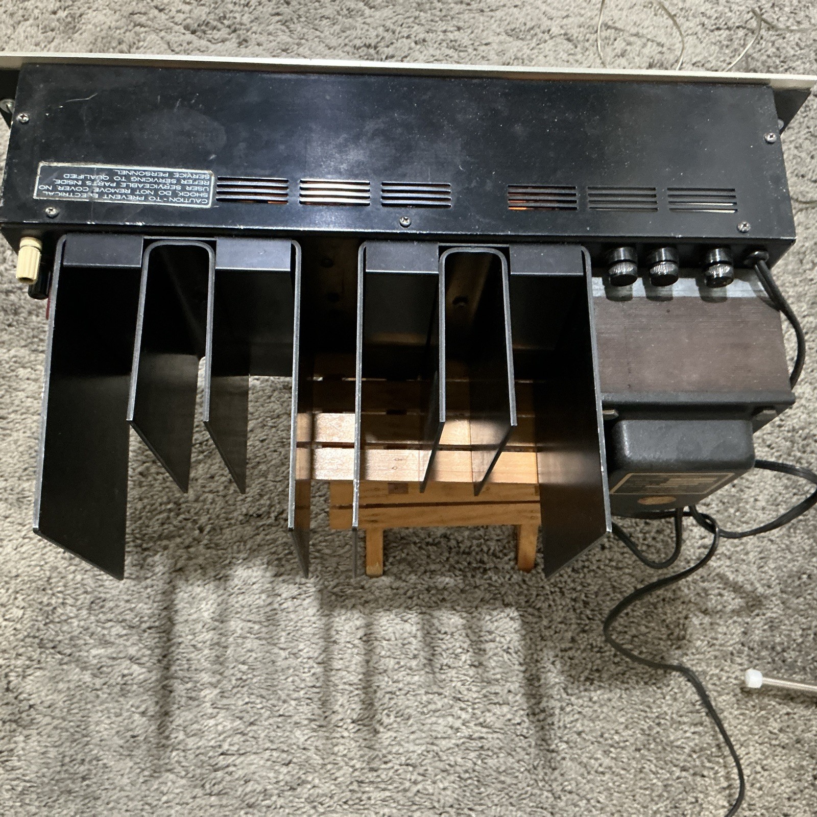 PHASE LINEAR 400 DIRECT COUPLED SOLID STATE AMPLIFIER