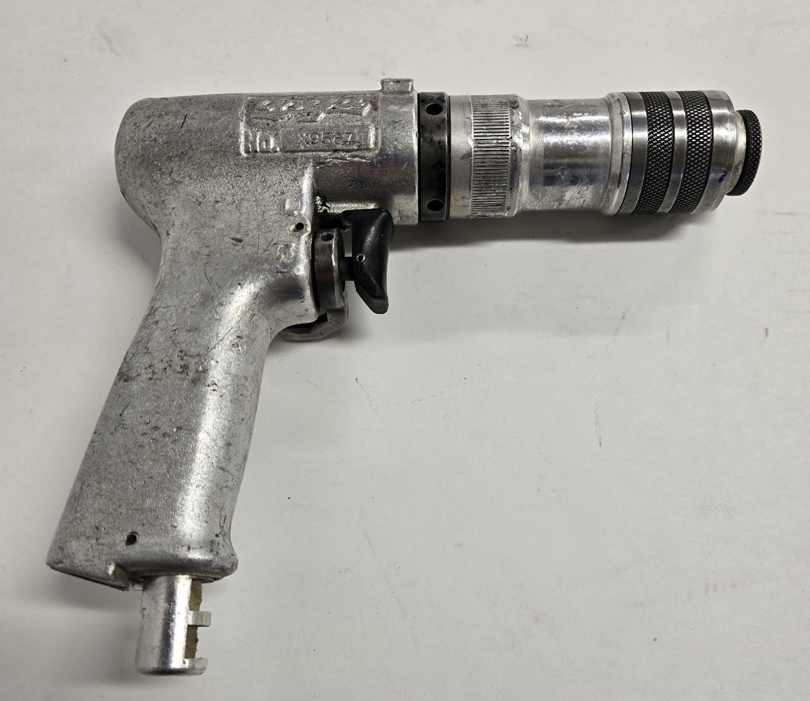 URYU US-LT41PB-08 PISTOL GRIP AIR SCREWDRIVER.