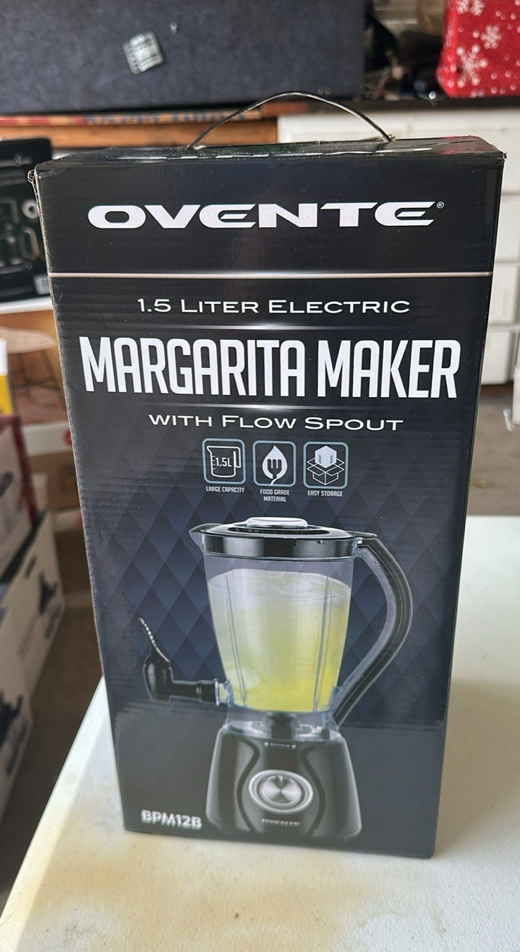 OVENTE BPM12B 1.5L Margarita Frozen Drink Maker Blender w/ Spout New