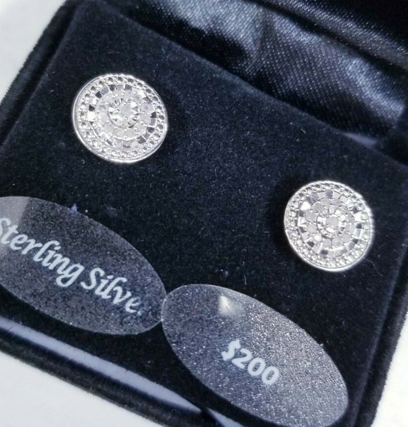 R.H. Macy & Co Sterling Silver Bridge 1/10 CTTW Diamond Stud Earrings