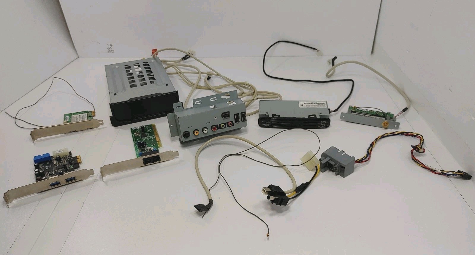 HP Pavilion Media Center m8120n 5003-0420 Input Panel Card Reader Misc Parts