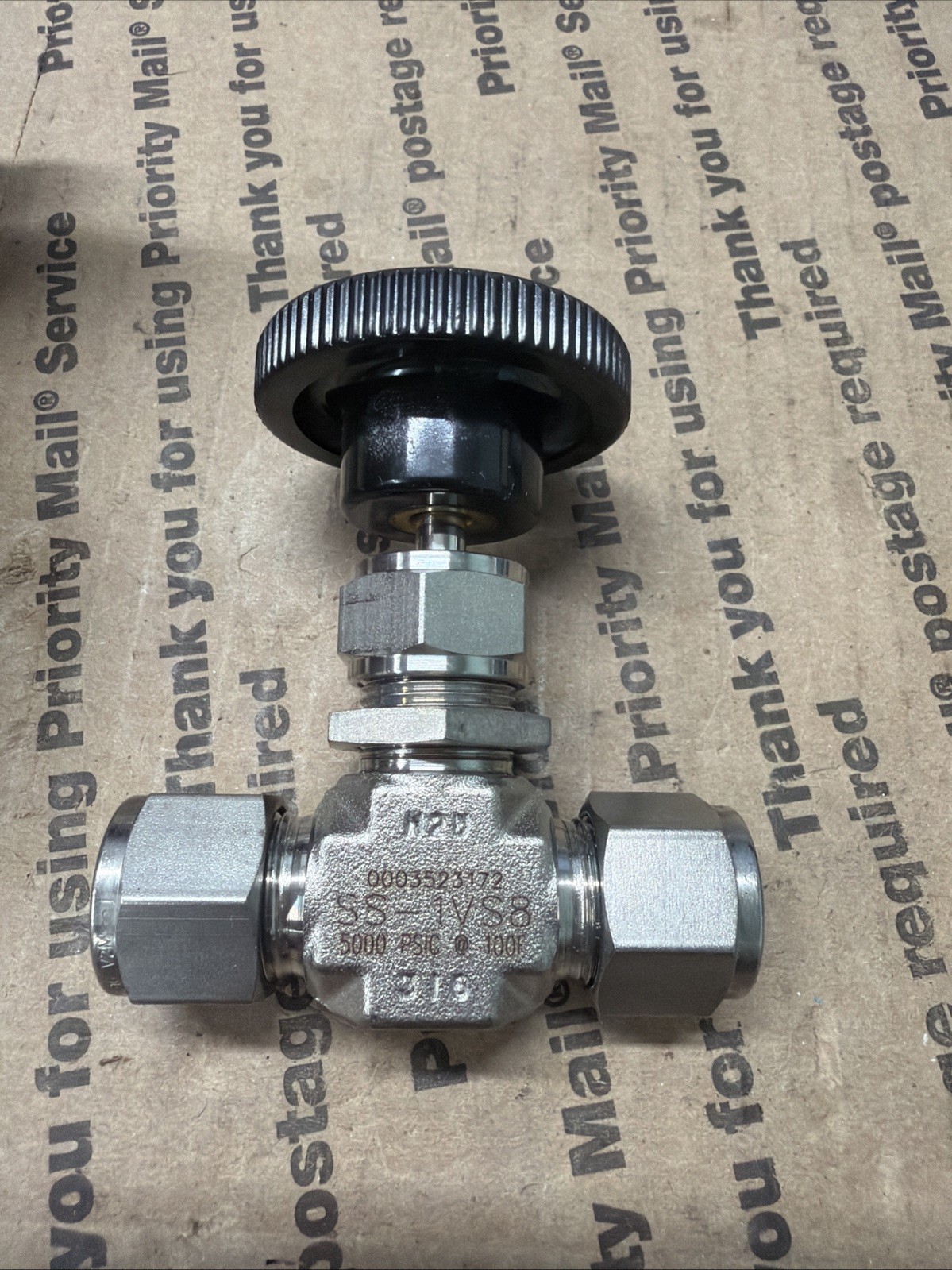 Swagelok SS-1VS8 Stainless Steel Multipurpose Needle Valve 1/2” Tube Brand New