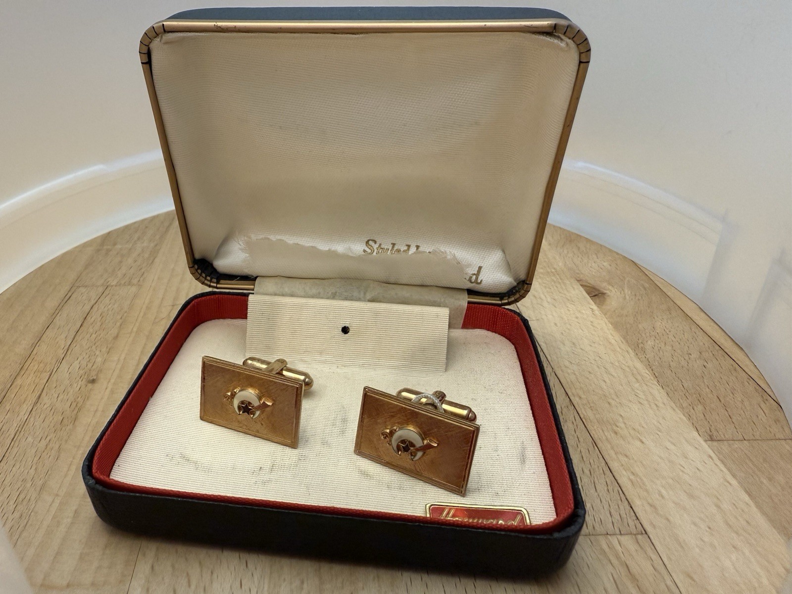 Vintage Hayward CUFFLINKS Gold Tone Accent Masonic Shriners Scimitar Sword