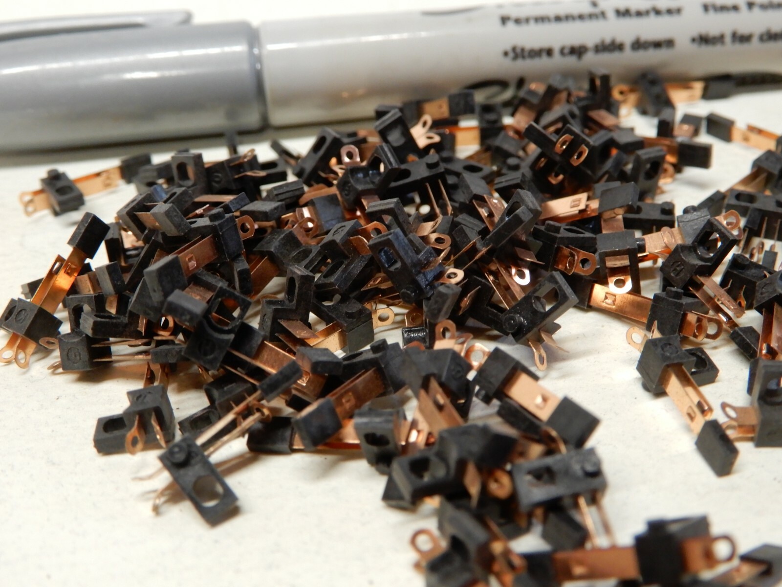 Tiny Little Beryllium? Contacts Lot 120
