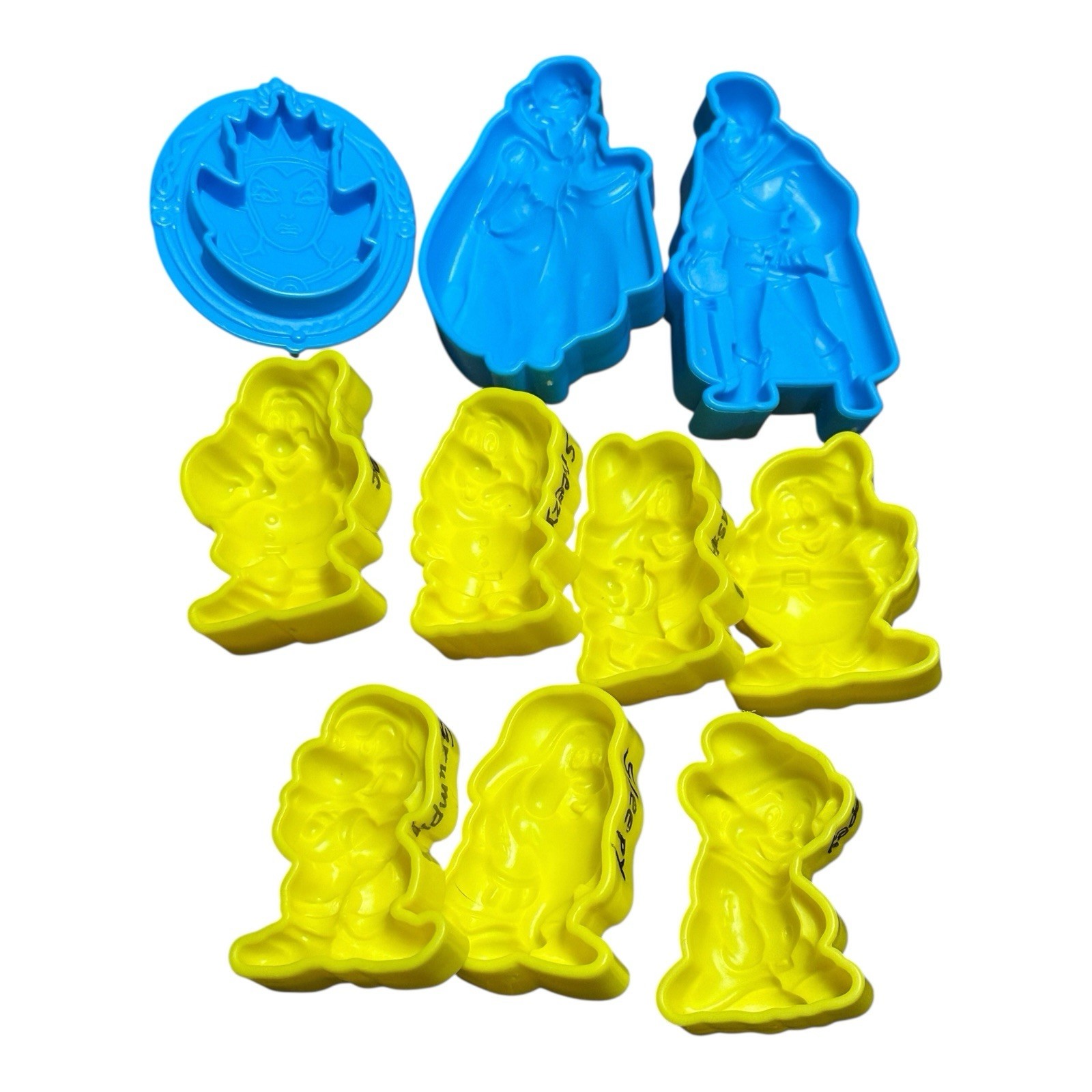 Play-Doh Disney Princess Snow White & The Seven Dwarfs Playset 2002 Hasbro