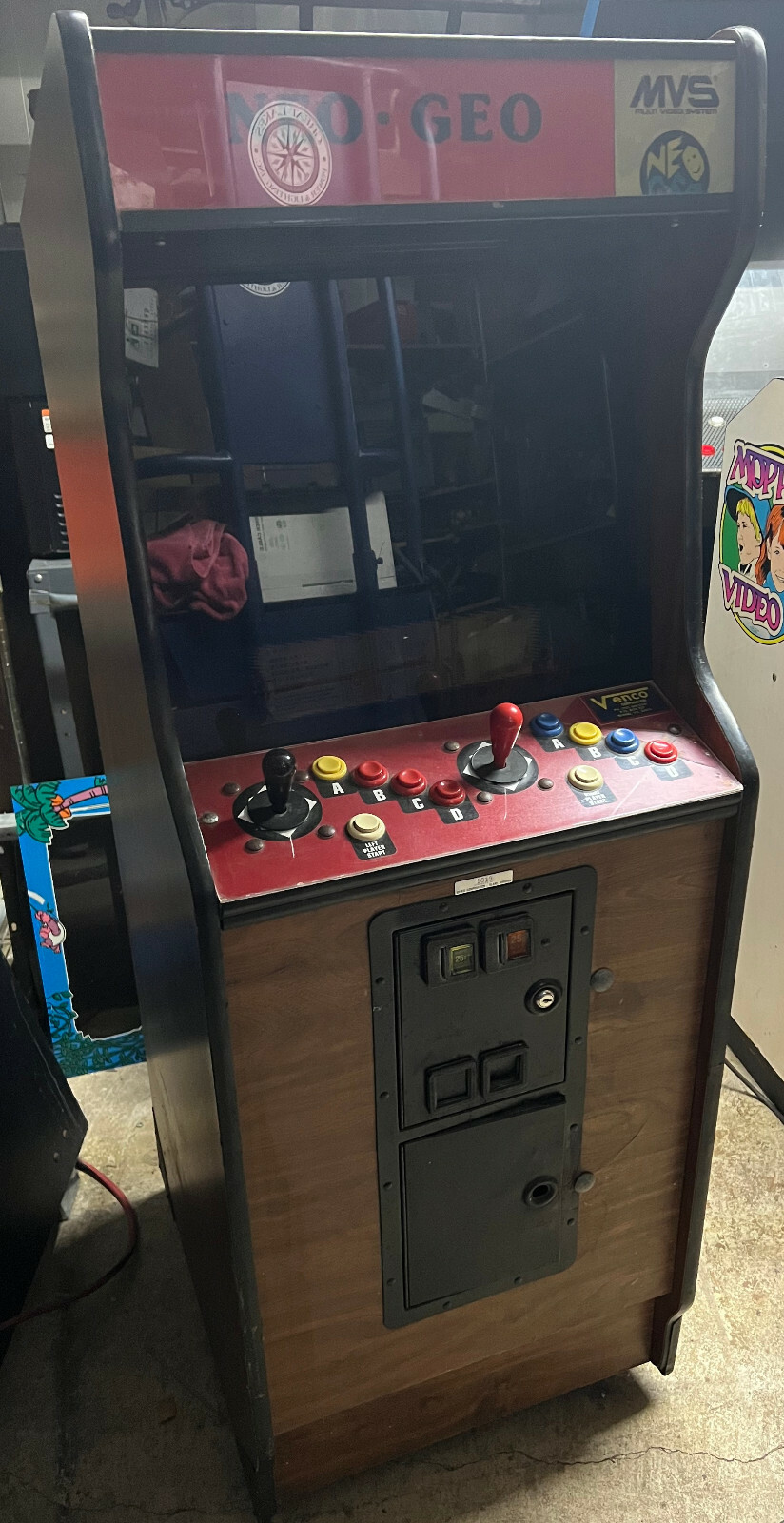 NEO GEO ARCADE MACHINE CABERET by SNK 1989 (Excellent Condition) *RARE*