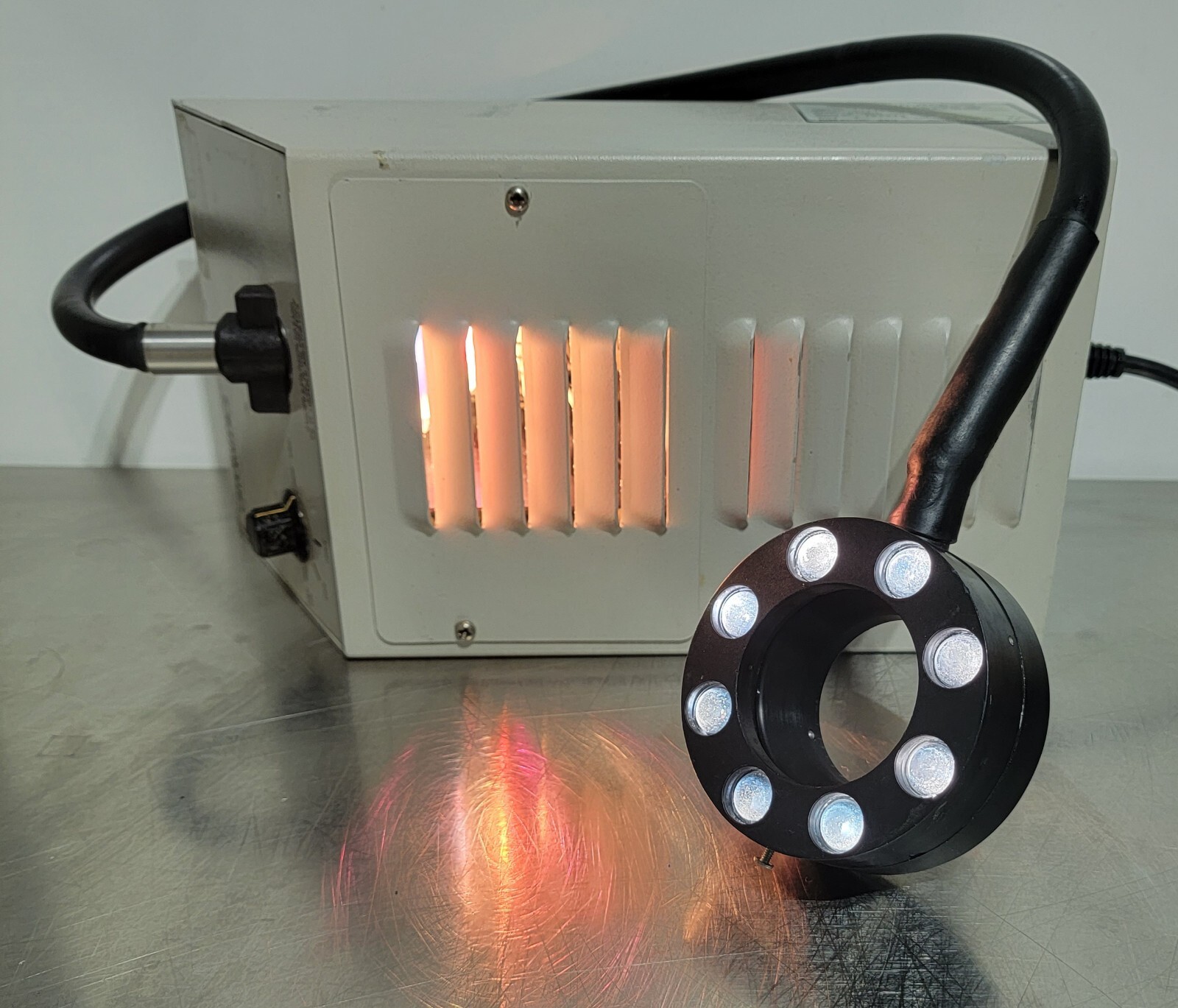 Cryomedics 150W Halogen Fiber Optic Light Source w/ Ring Light