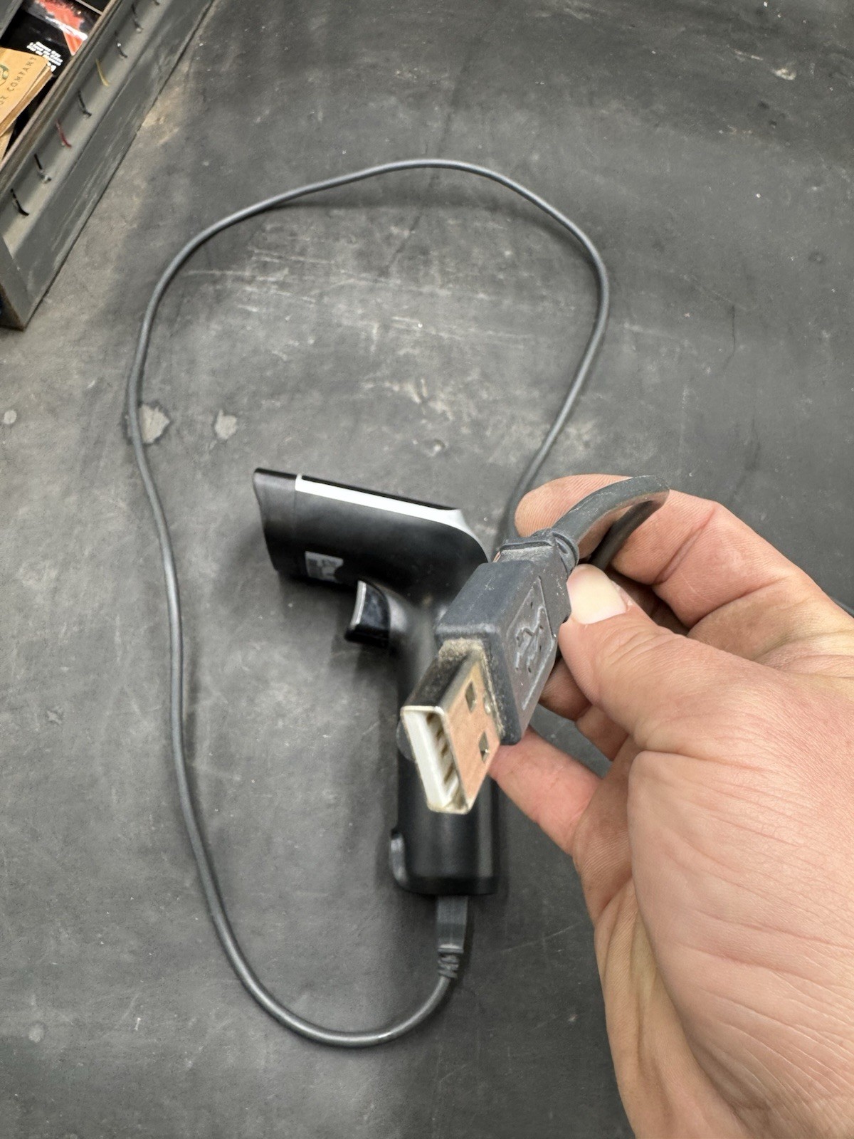 SYMCODE MJ-6708 HANDHELD BARCODE SCANNER