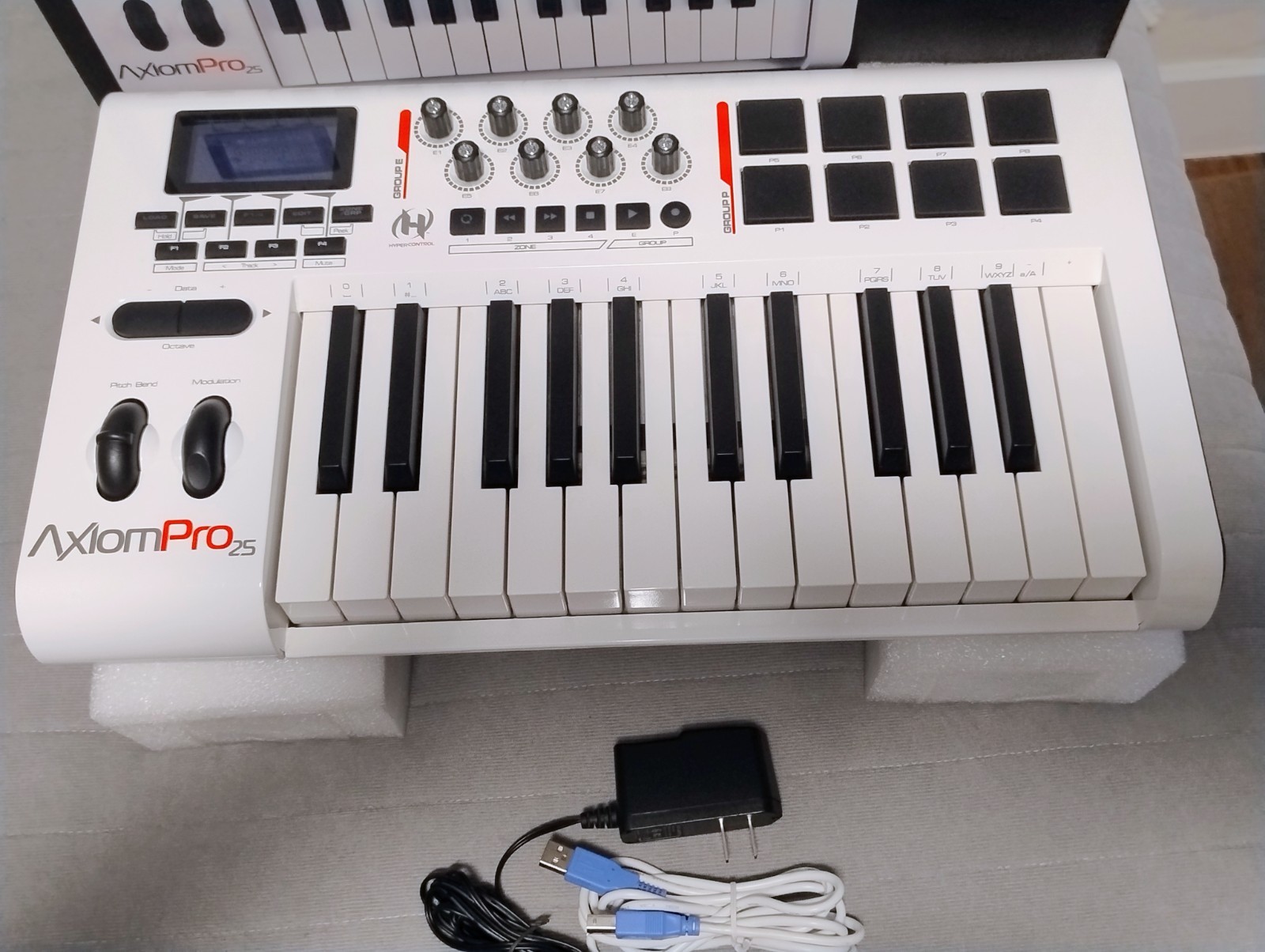 M-Audio Axion pro 25 Advanced 25Key USB MIDI Controller HyperControl Technology
