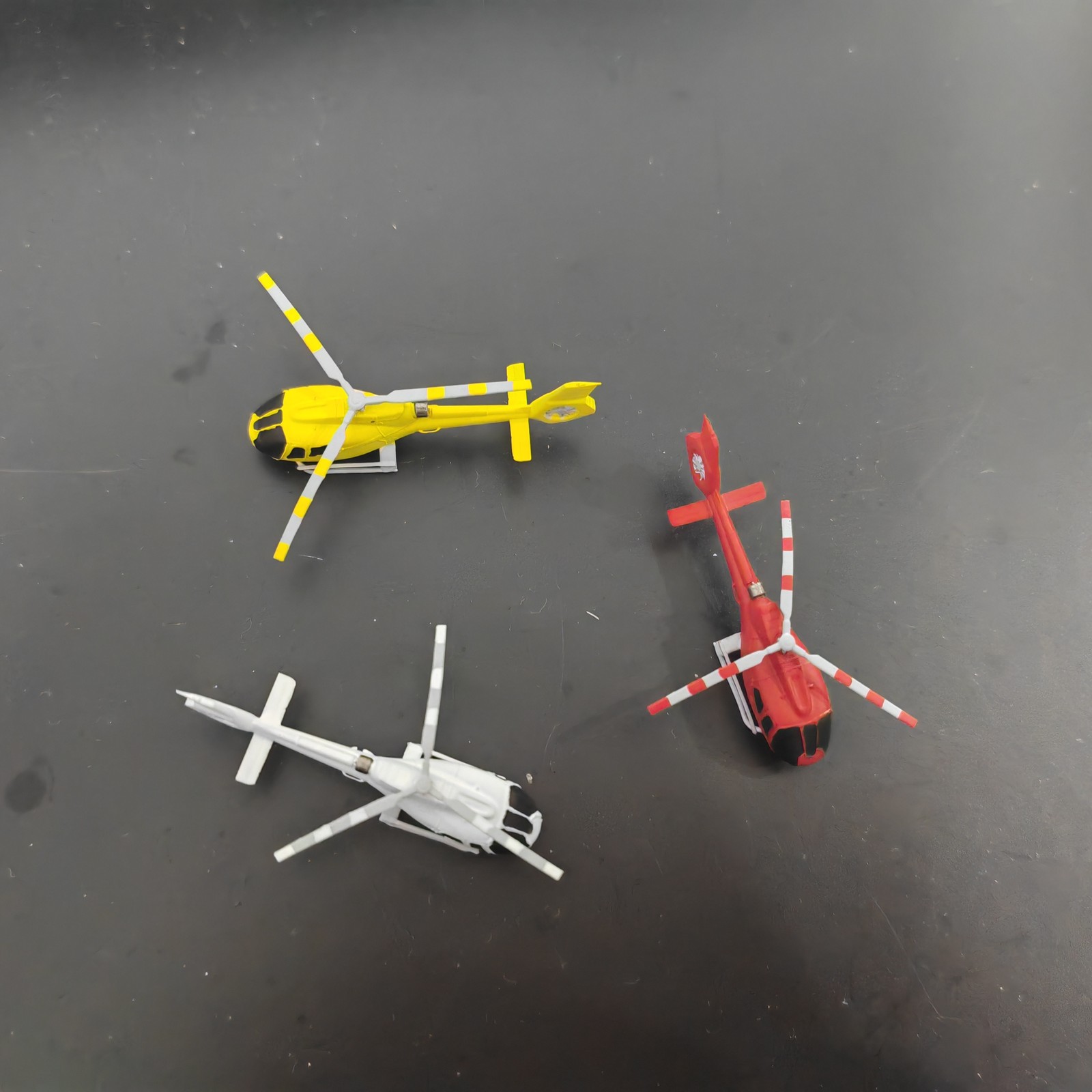1/350/400 Eurocopter EC130 helicopter model