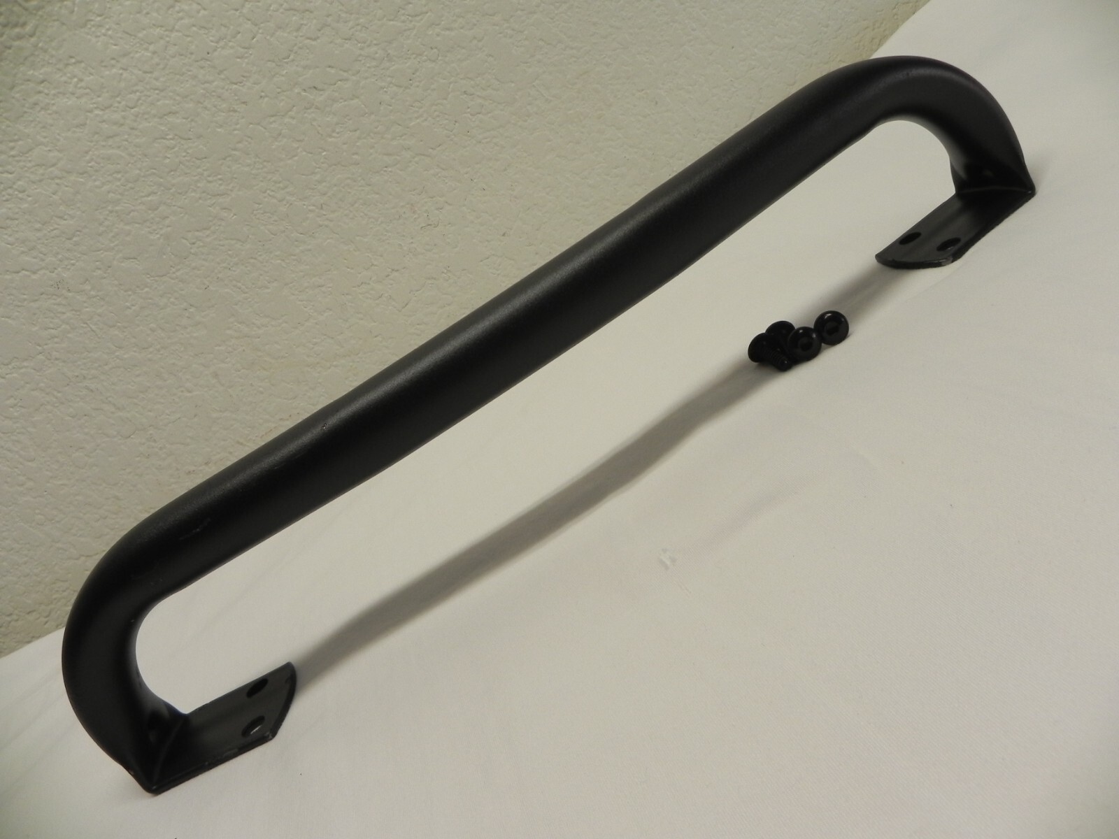 Snap-On Roll Cab Side Handle w/4 Bolts 17'' Long Black (Fits Multiple Units)