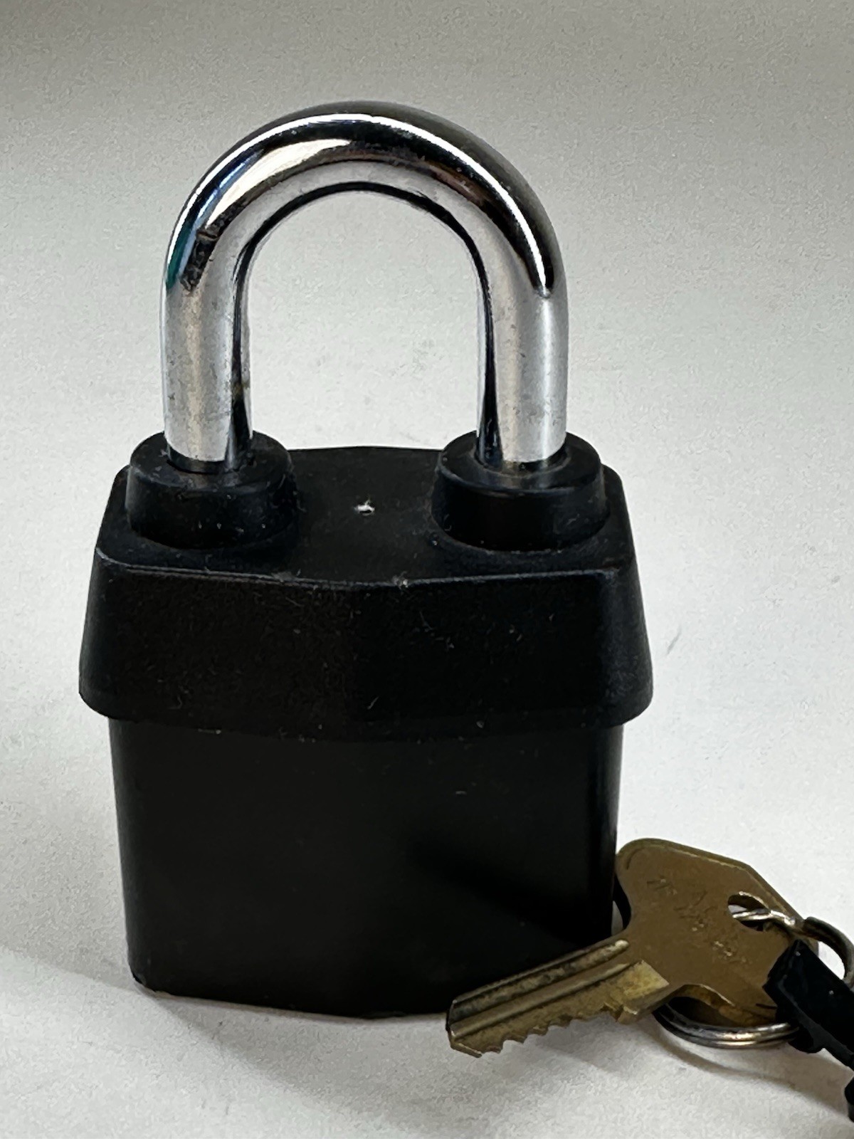 Master Lock 6125 Pro Series Padlock. 1-1/2” Shackle