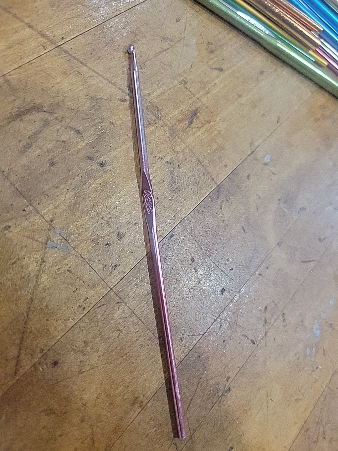 Boye Crochet Hook Size E USA