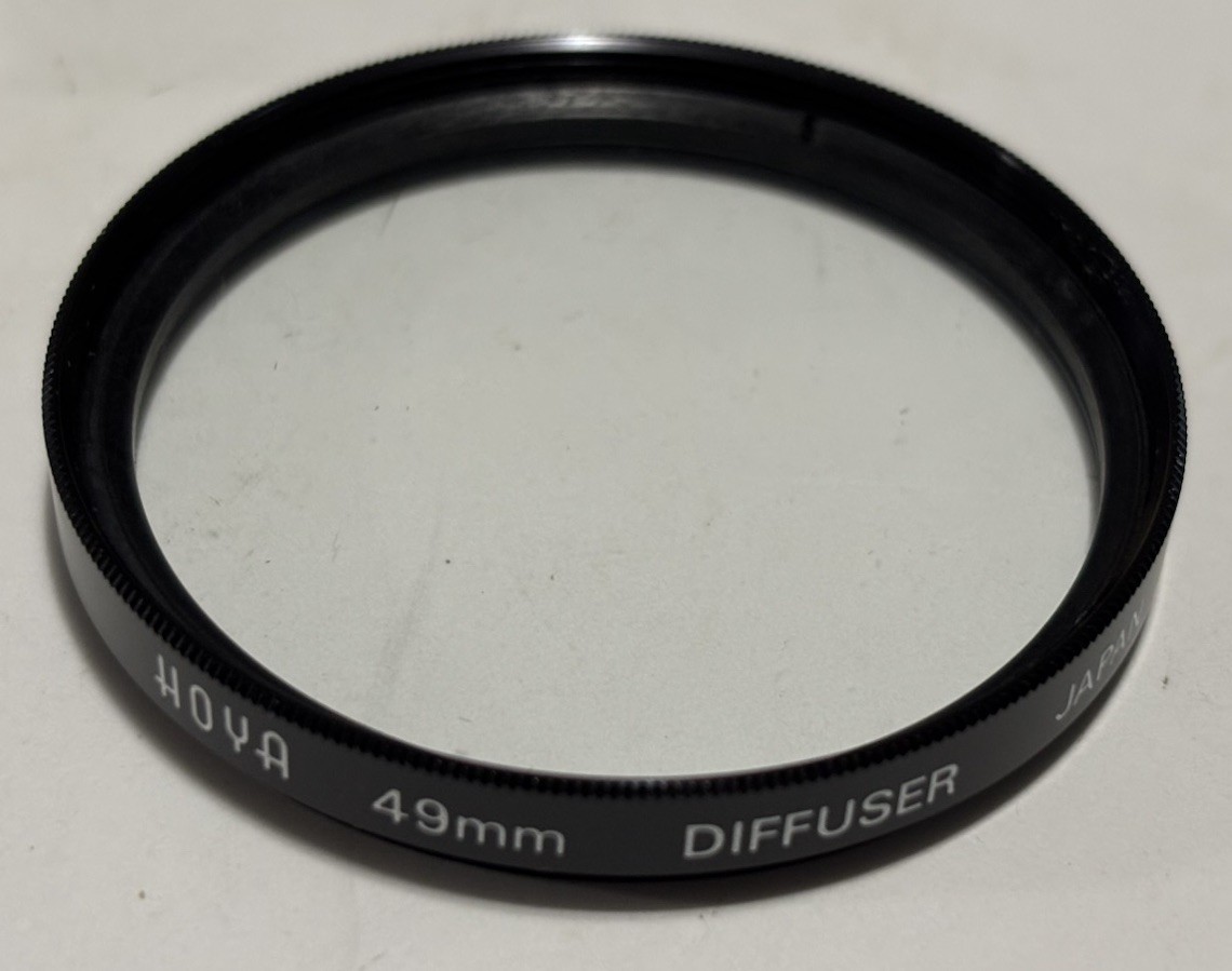 HOYA 49mm Diffuser Filter, Box & Case