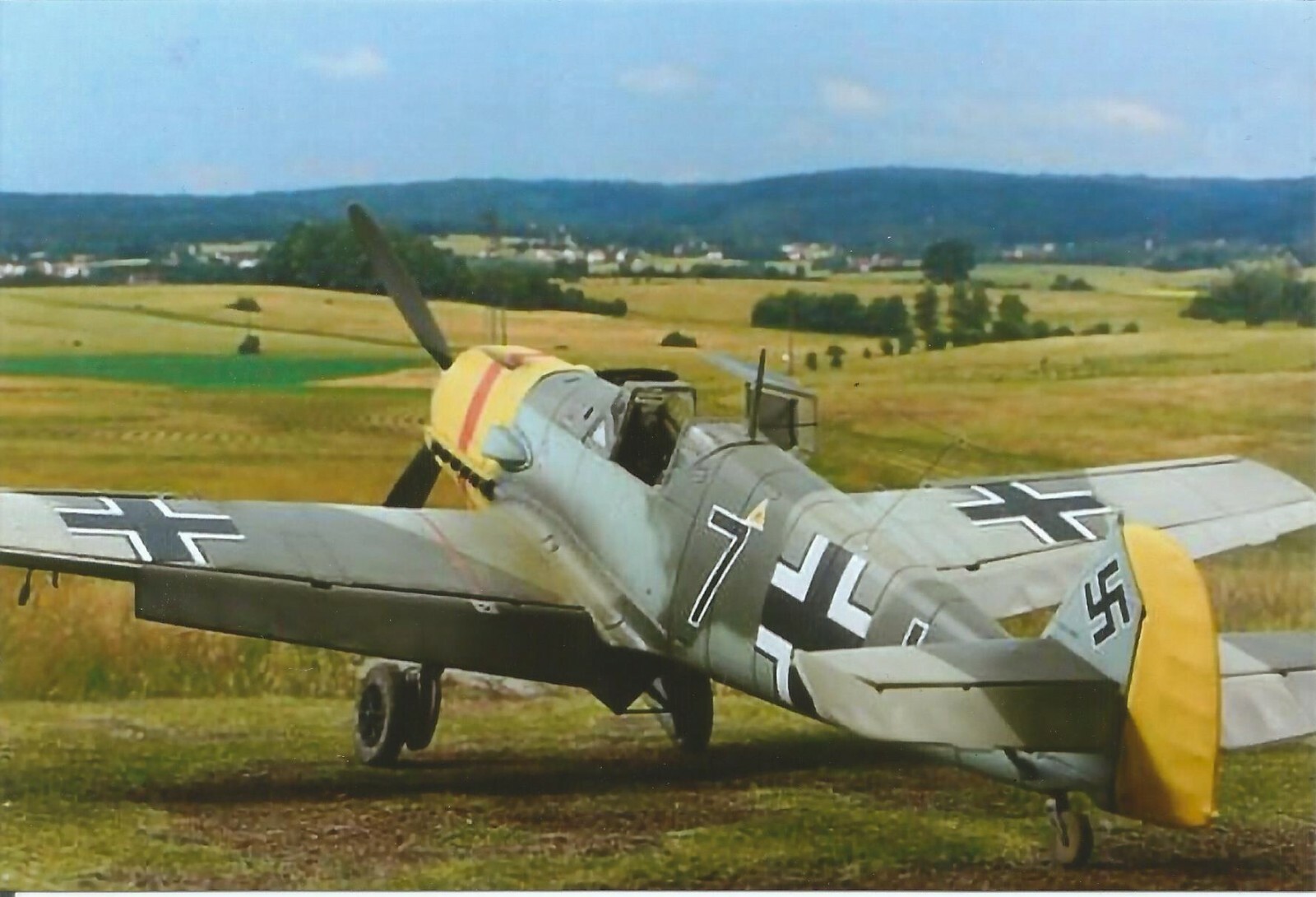 WW II  German   Photo ----  Messerschmitt Bf109..